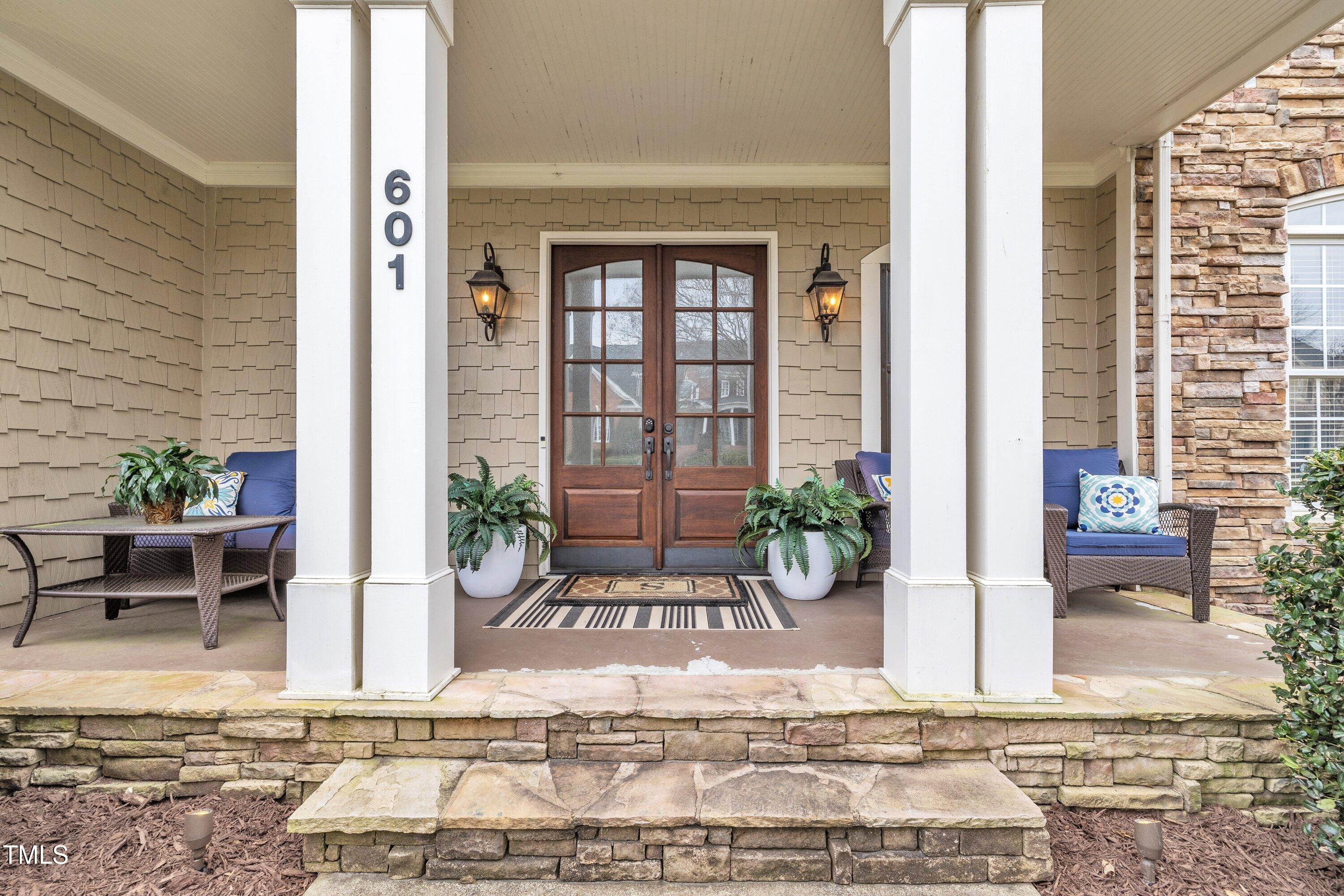 601 Ballad Creek Court Property Photo 4