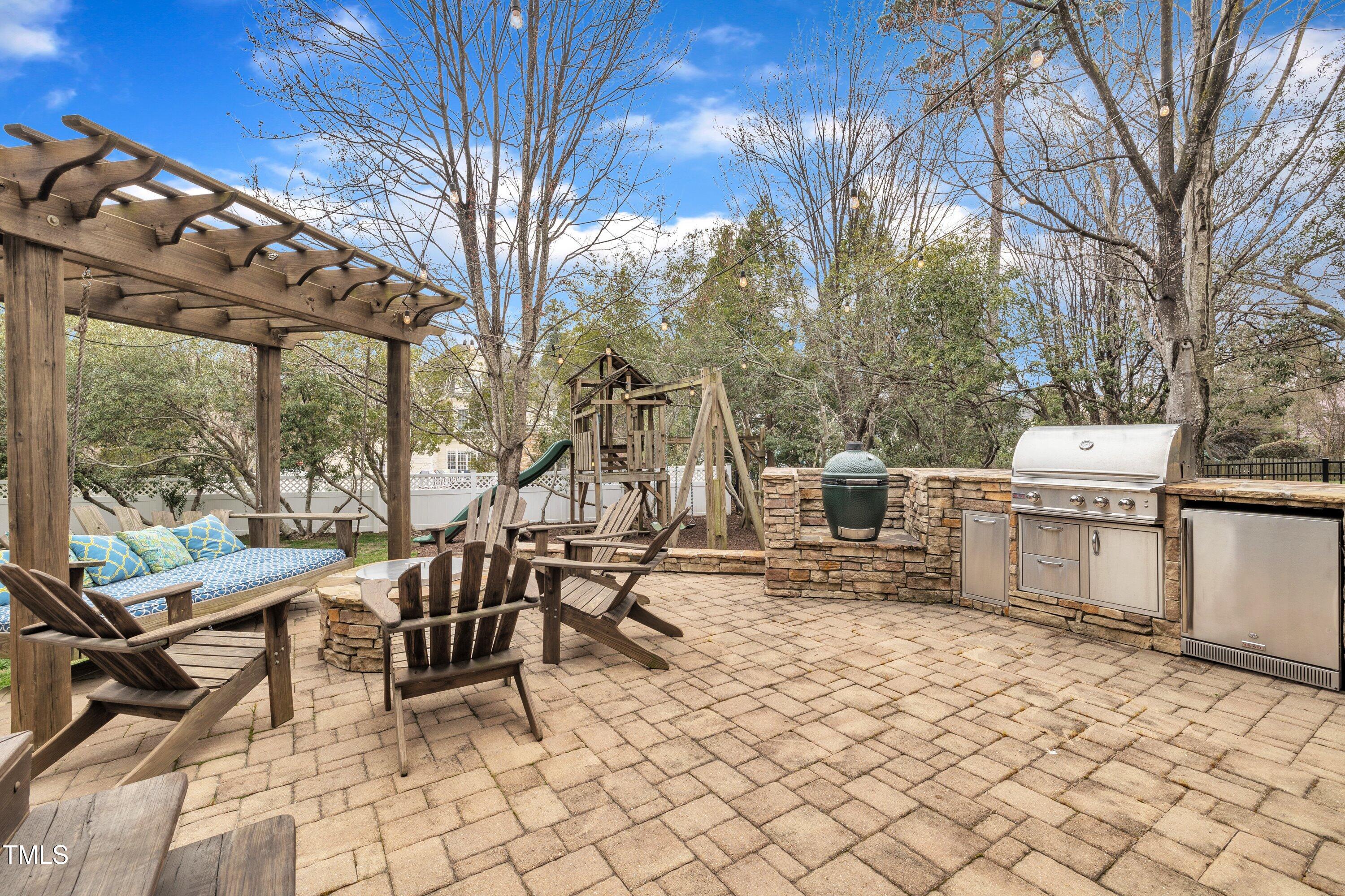 601 Ballad Creek Court Property Photo 54