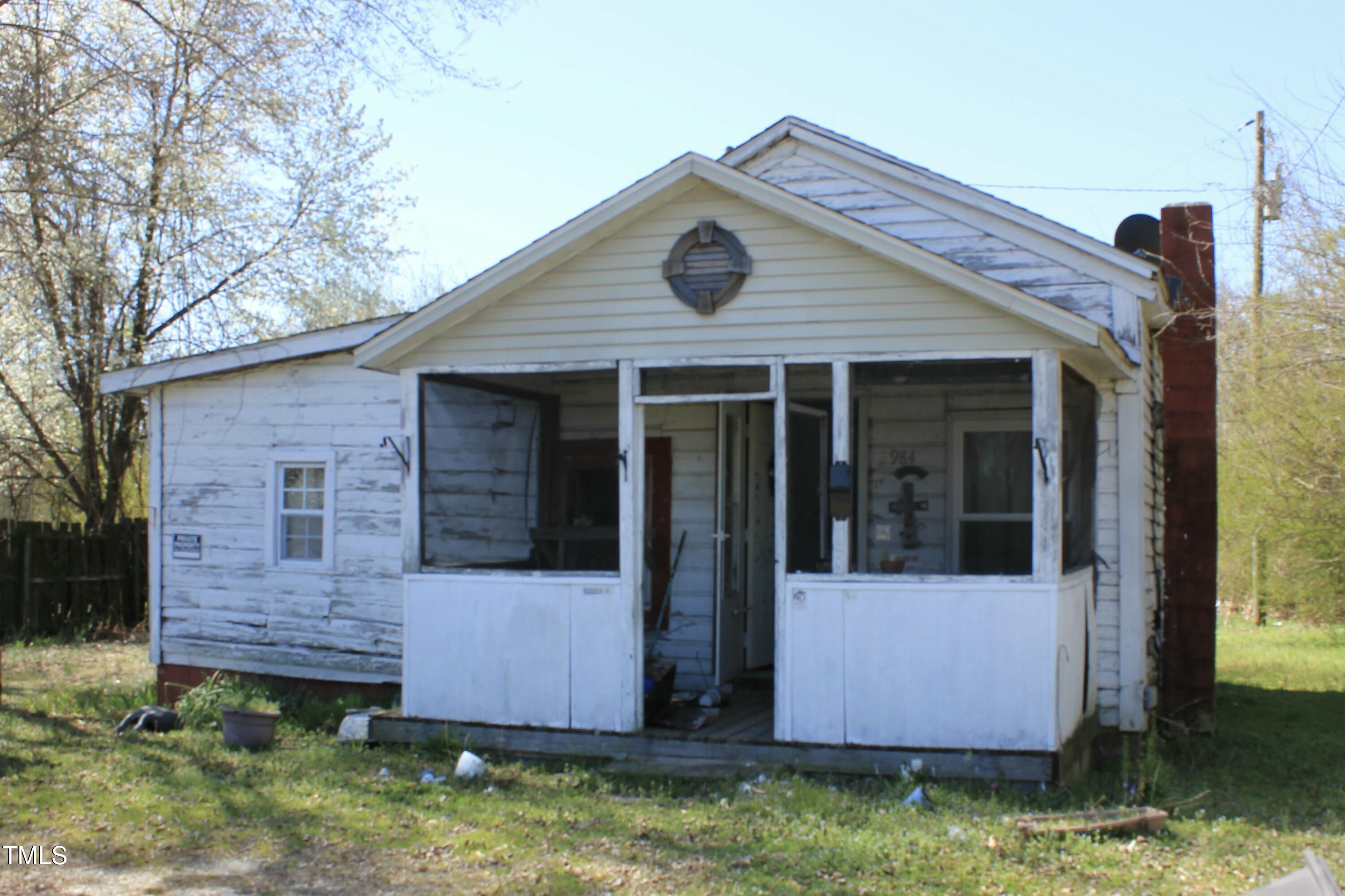 2984 Ashe Avenue Property Photo