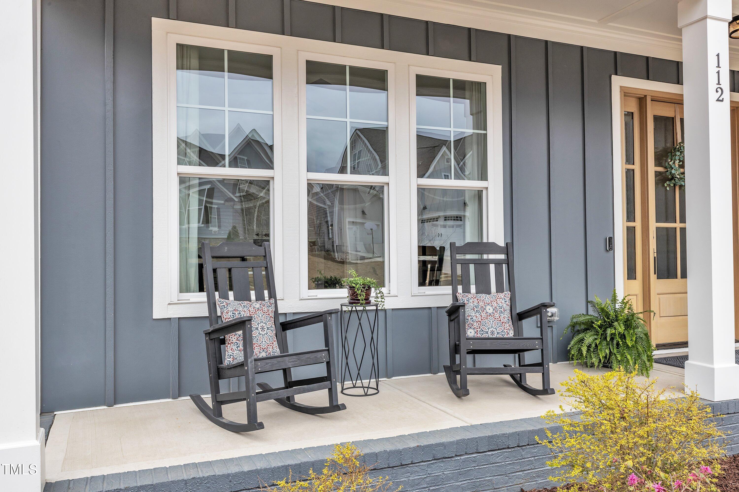 112 Sire Court Property Photo 4