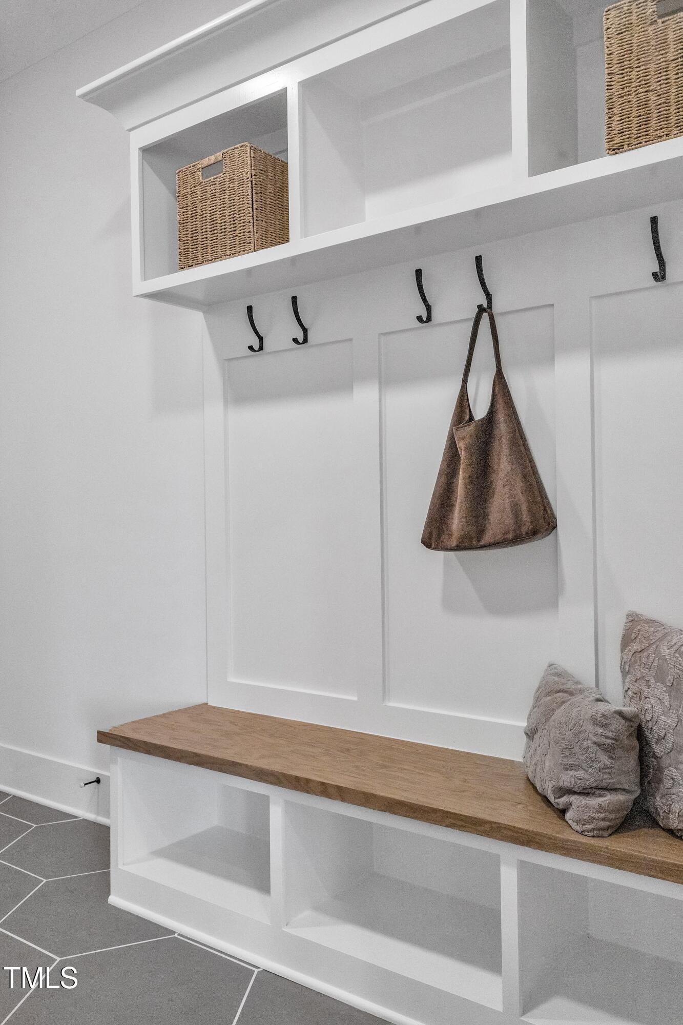 112 Sire Court Property Photo 44