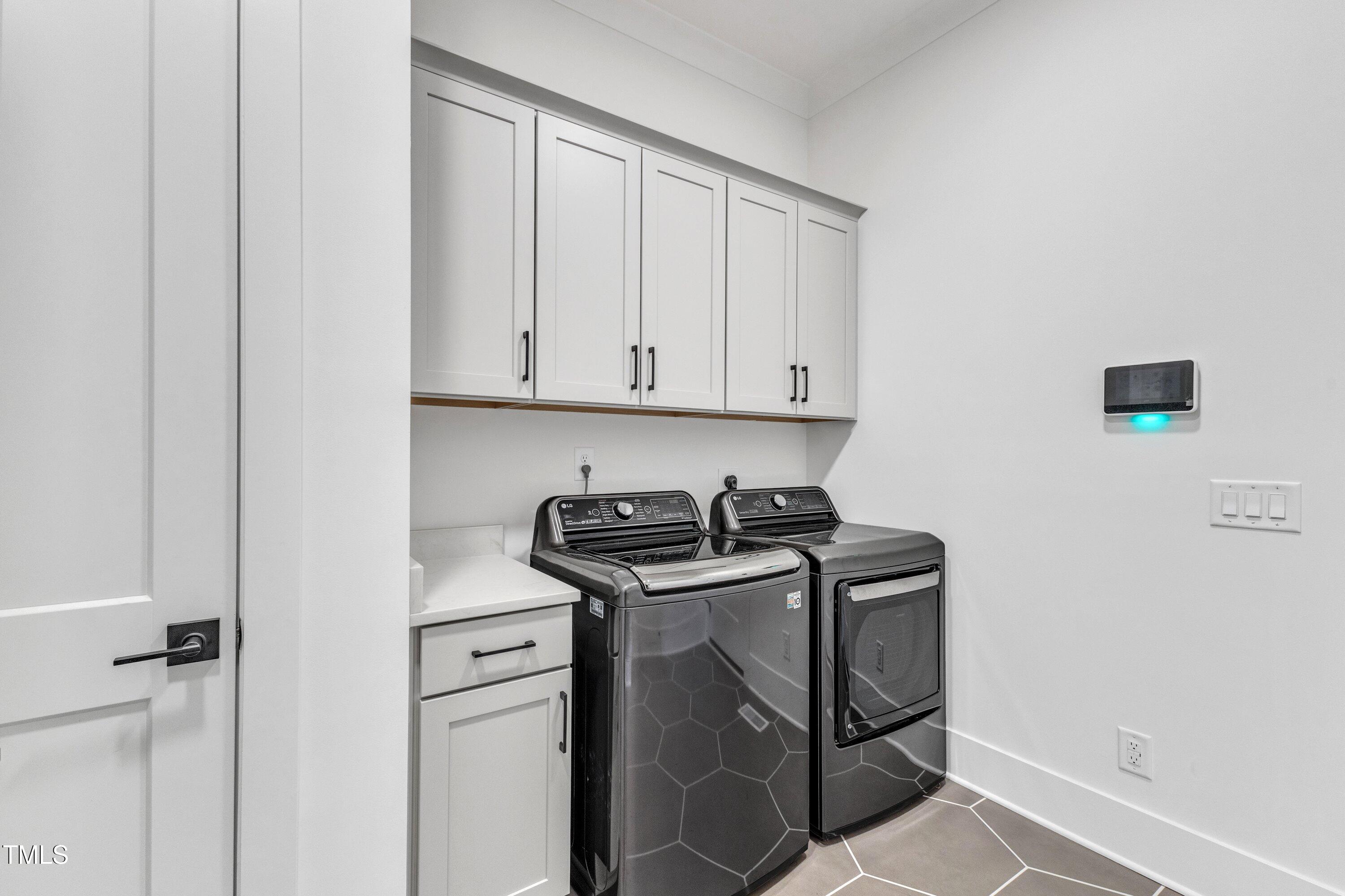 112 Sire Court Property Photo 45