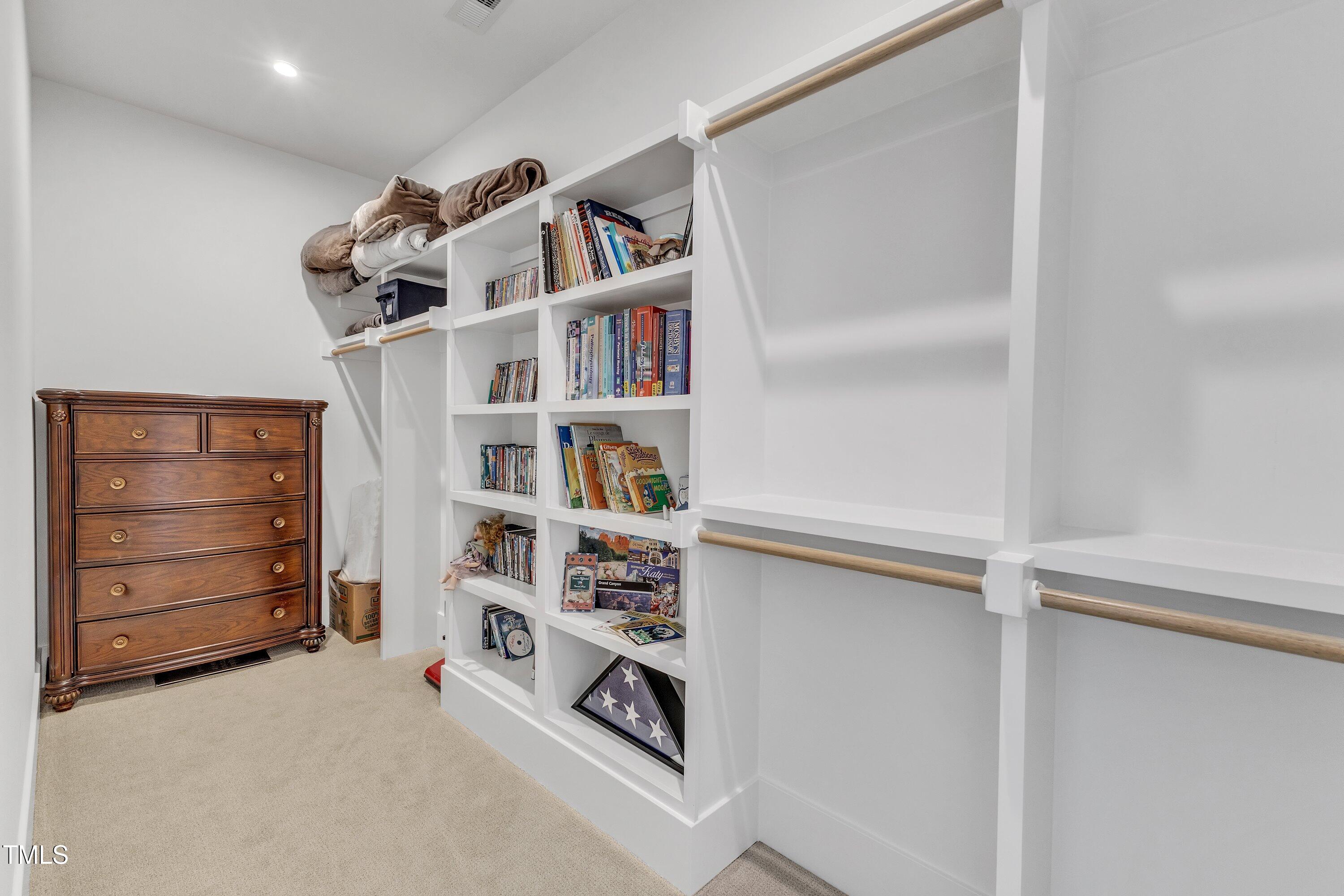 112 Sire Court Property Photo 60