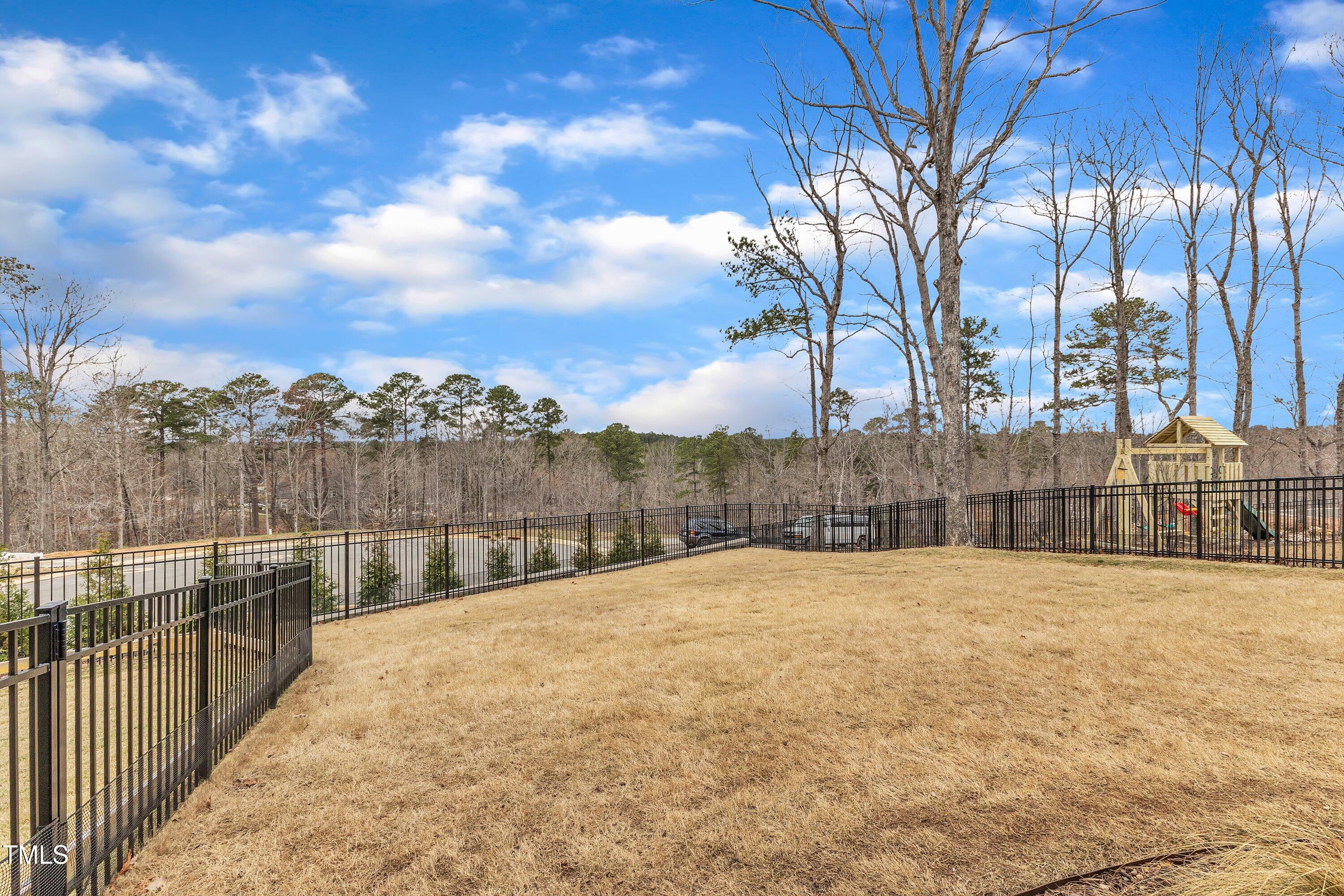 112 Sire Court Property Photo 81
