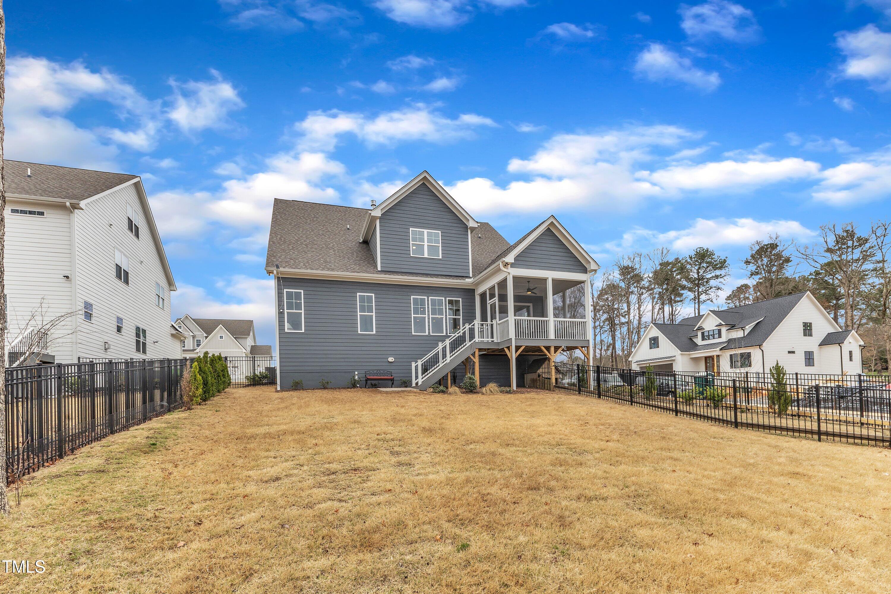 112 Sire Court Property Photo 82