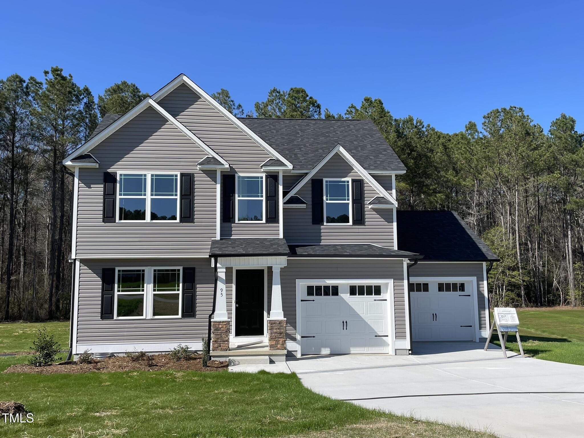95 Tulipfield Way Property Photo