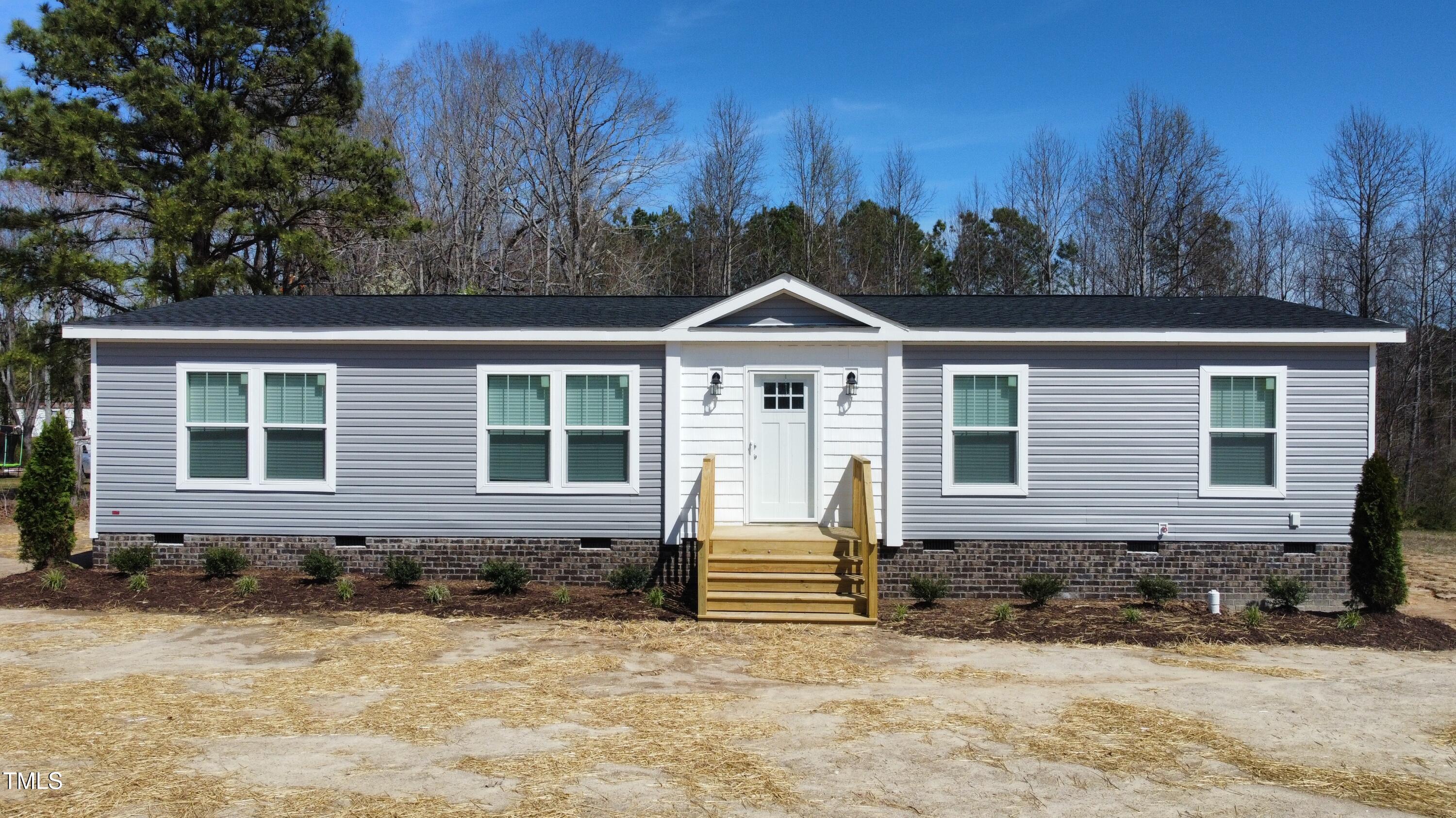 321 Duke Memorial Road Property Photo