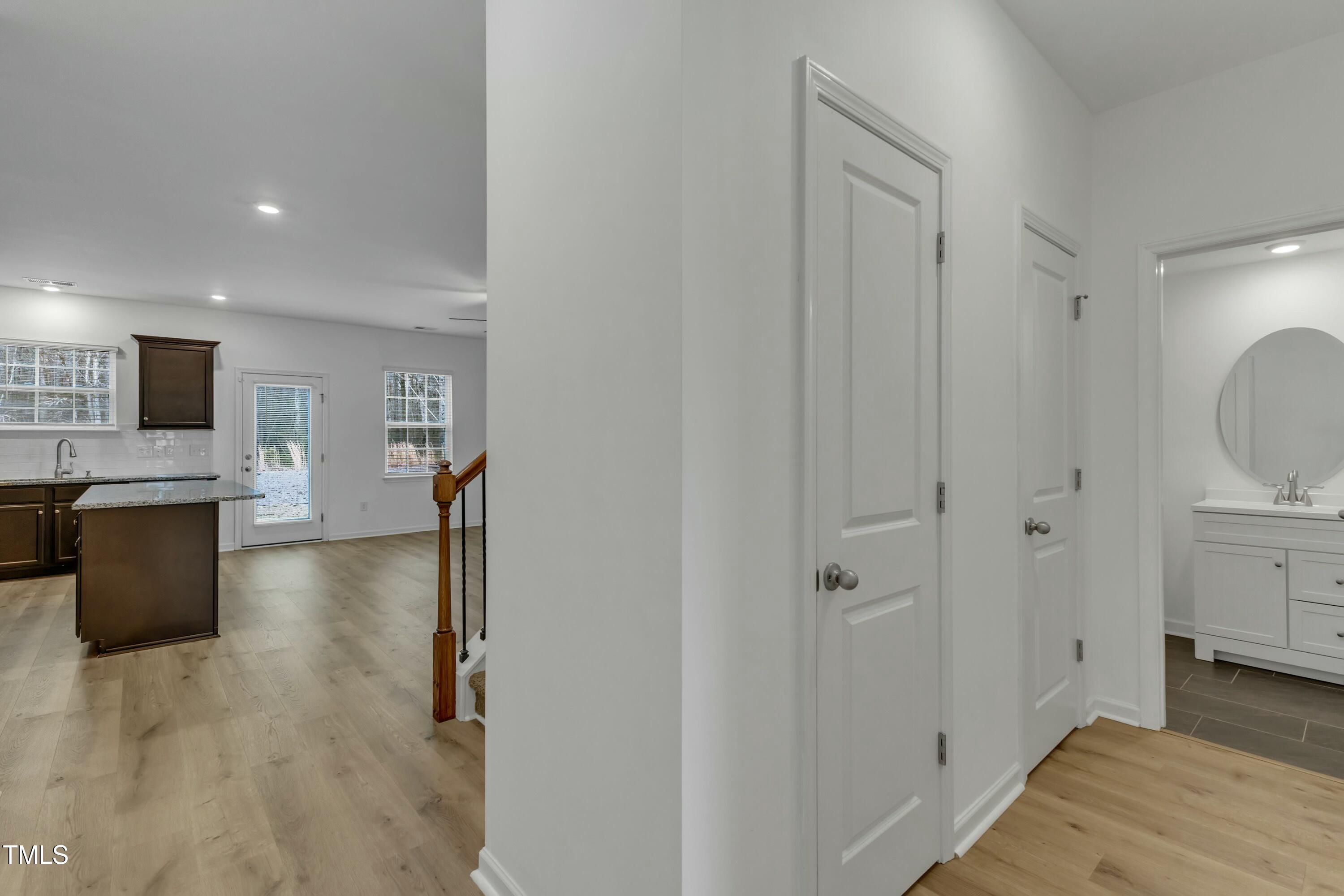 2728 Spring Valley Drive Property Photo 11