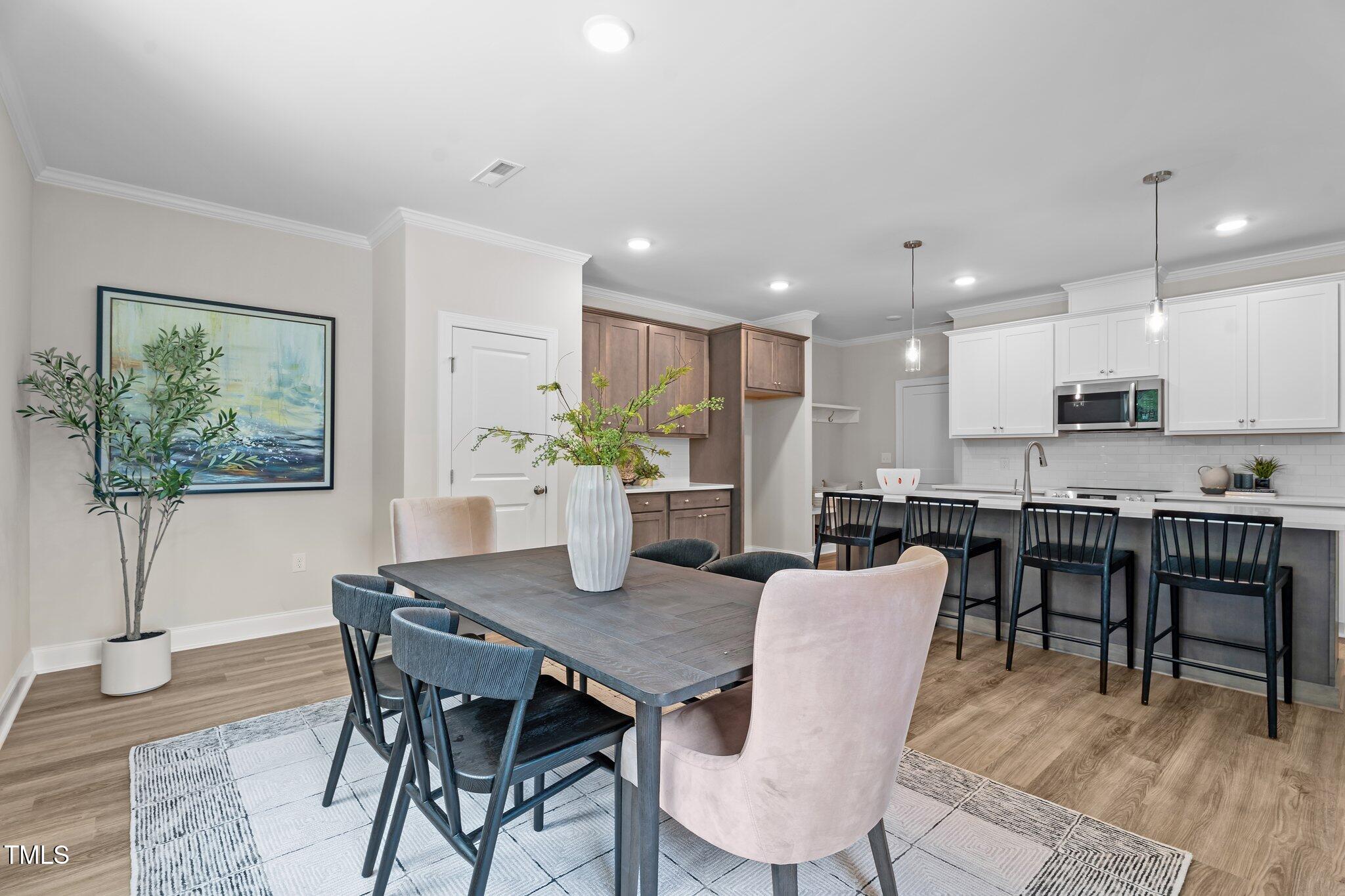 20 Diamond Creek Drive Property Photo 8