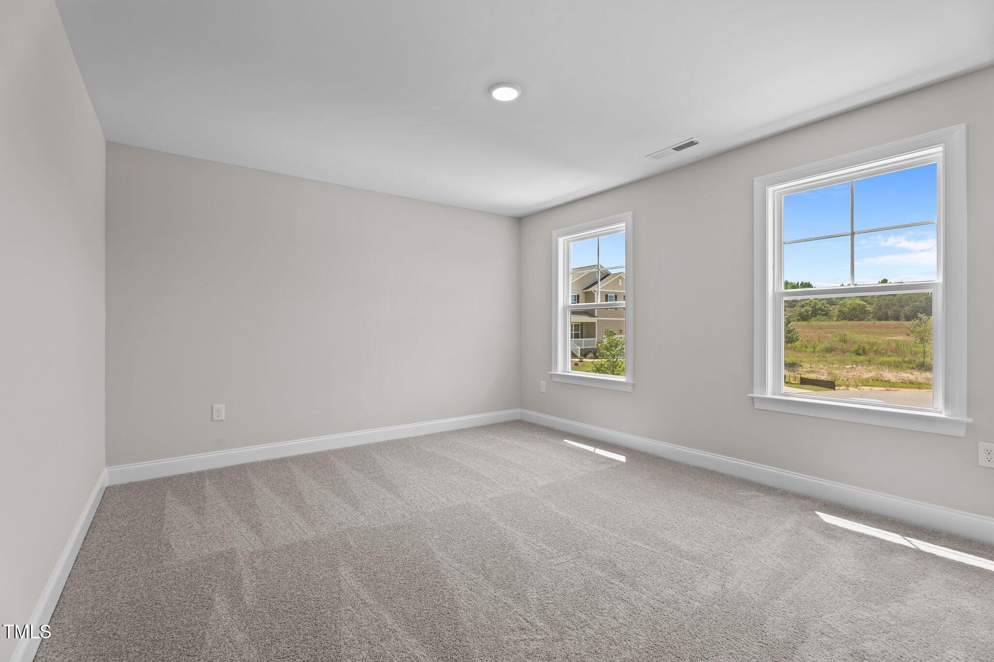 20 Diamond Creek Drive Property Photo 24