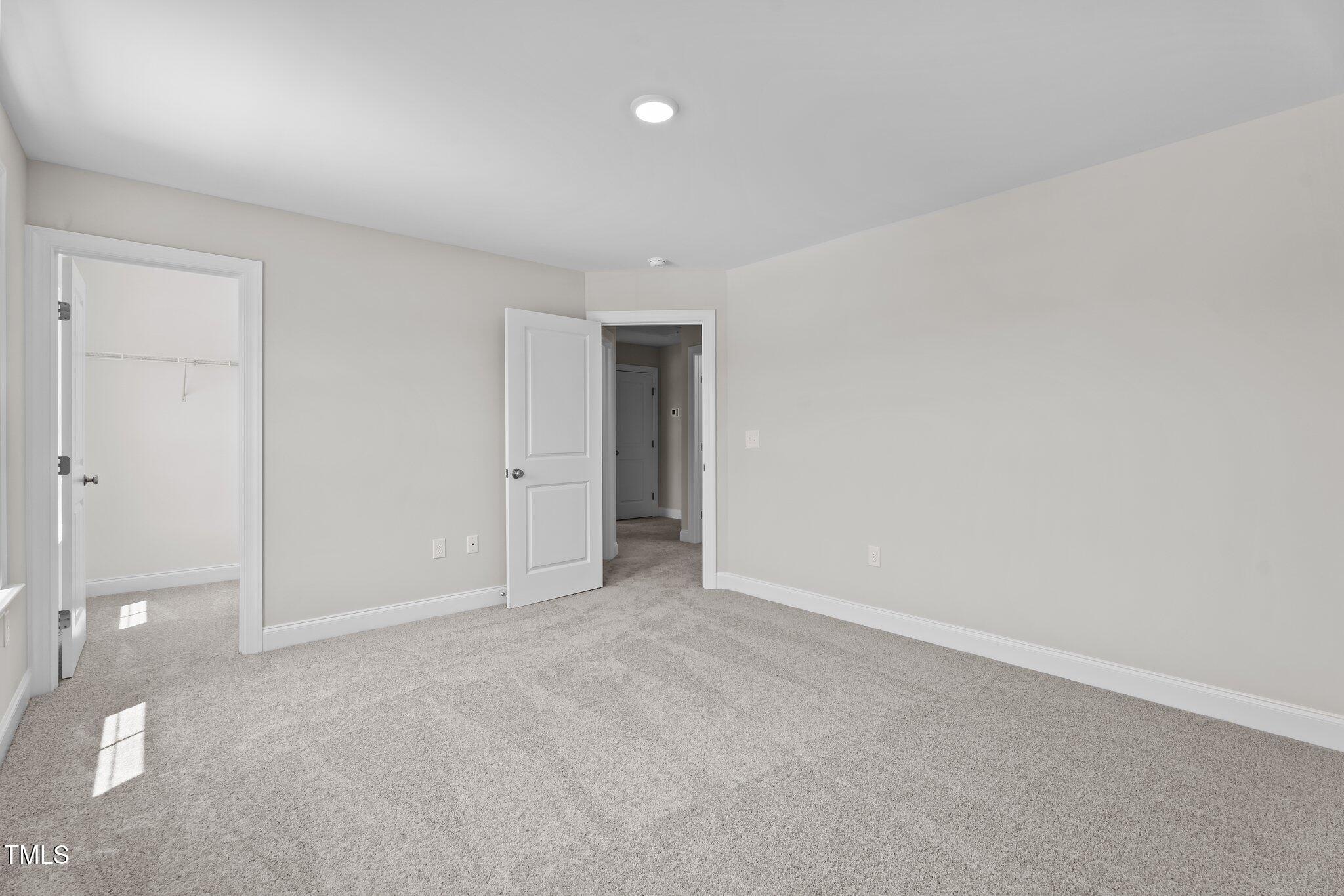 20 Diamond Creek Drive Property Photo 25