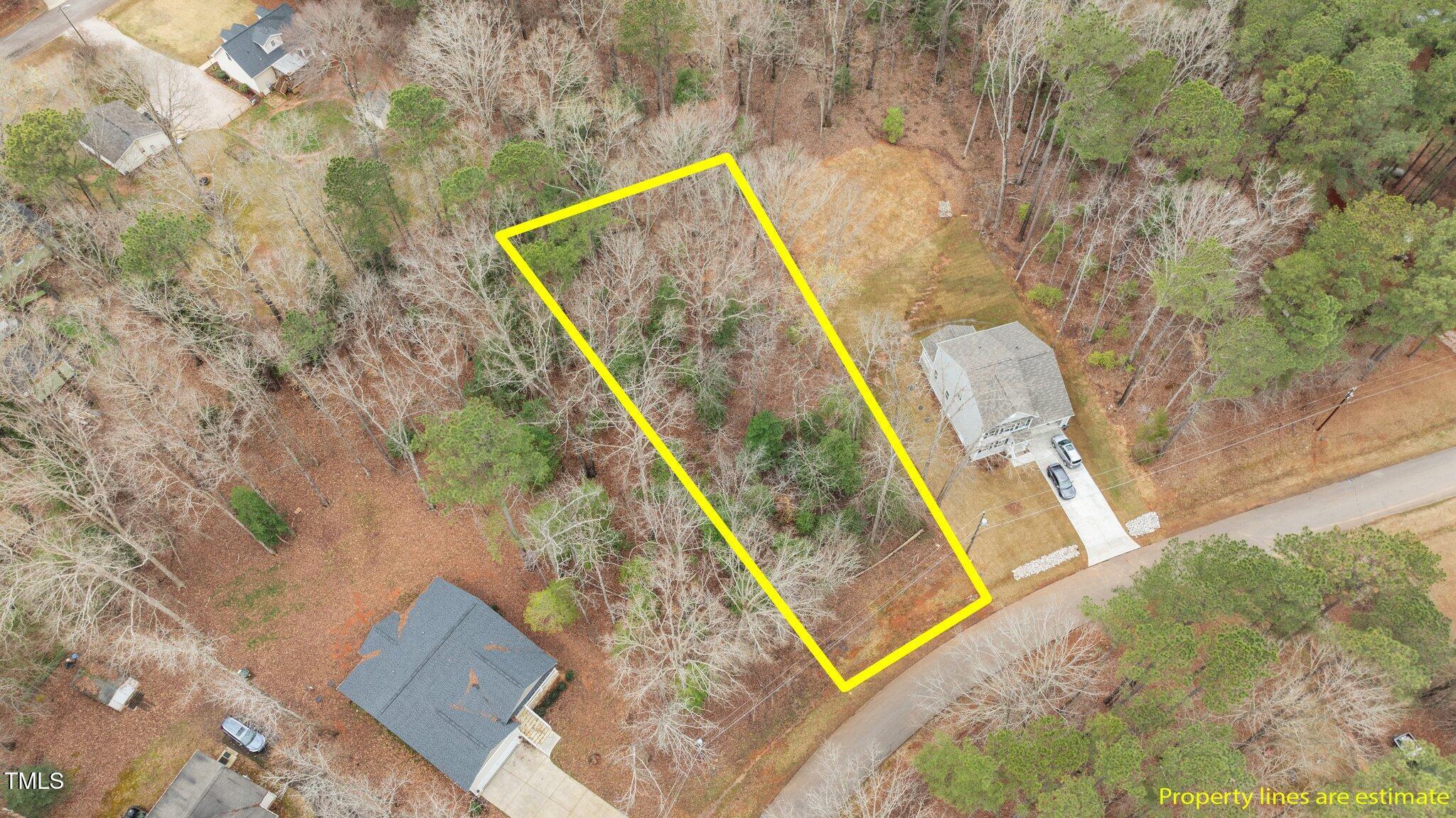 114 Comanche Drive Property Photo
