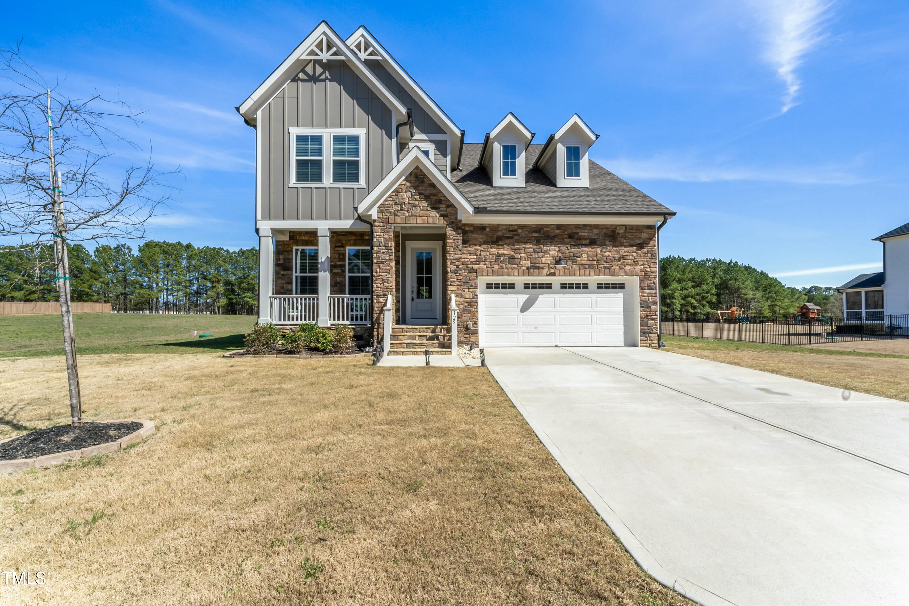 125 Scotland Drive Property Photo