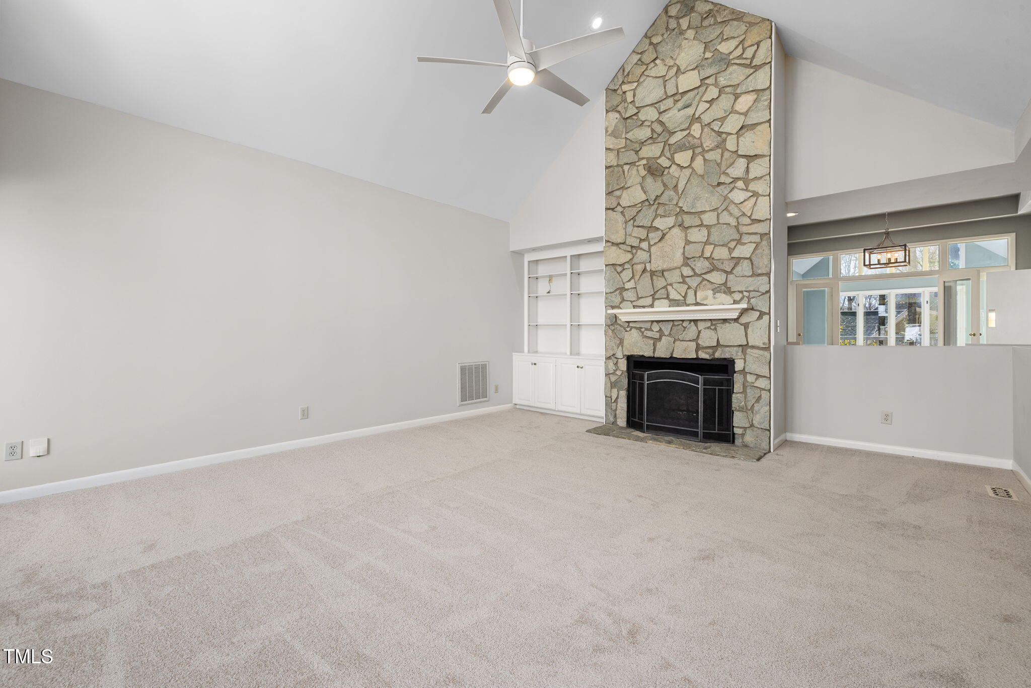 8116 Windsor Ridge Drive Property Photo 10
