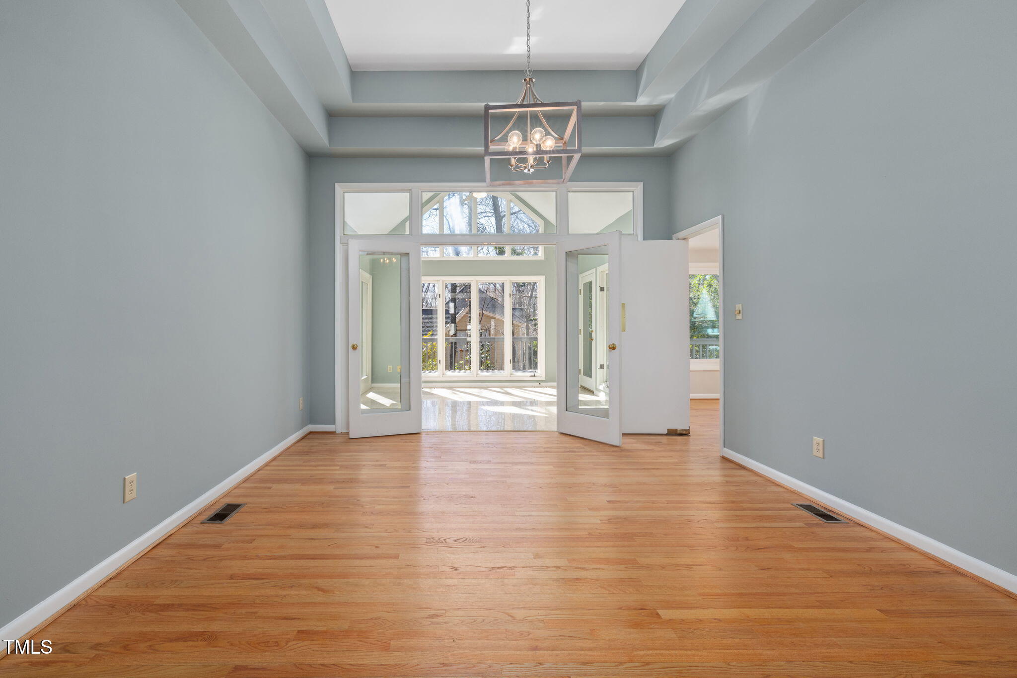 8116 Windsor Ridge Drive Property Photo 12