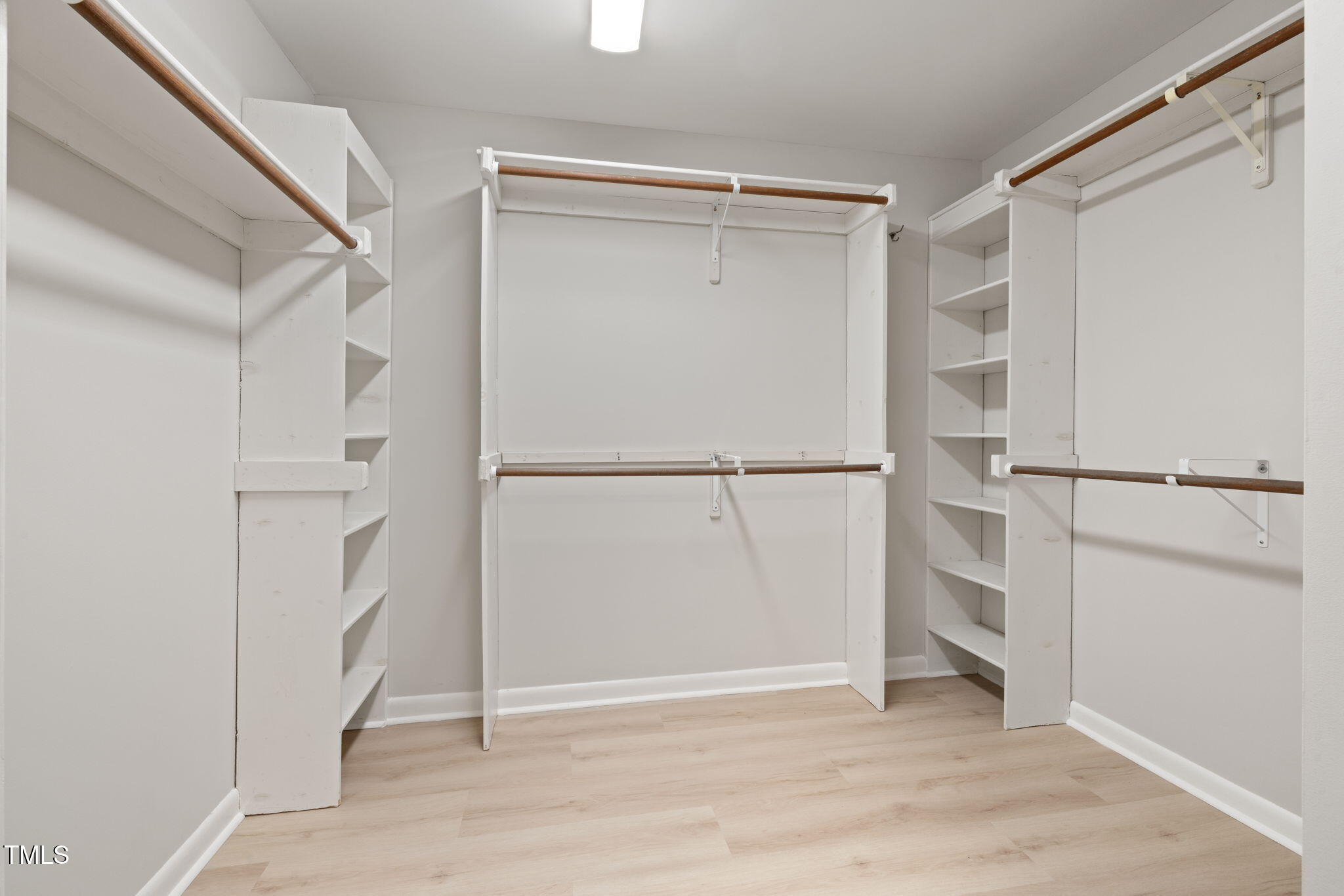 8116 Windsor Ridge Drive Property Photo 29