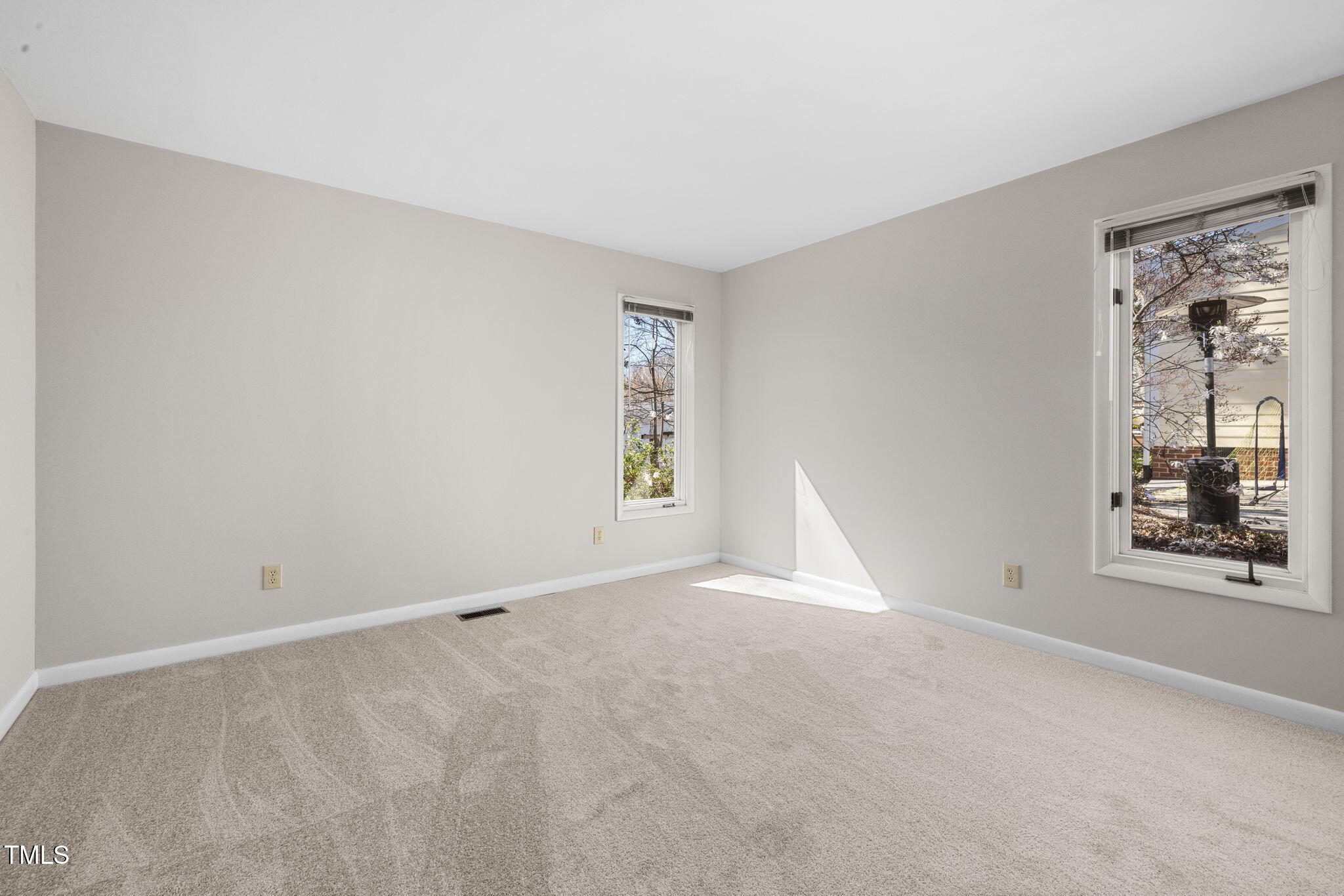 8116 Windsor Ridge Drive Property Photo 33
