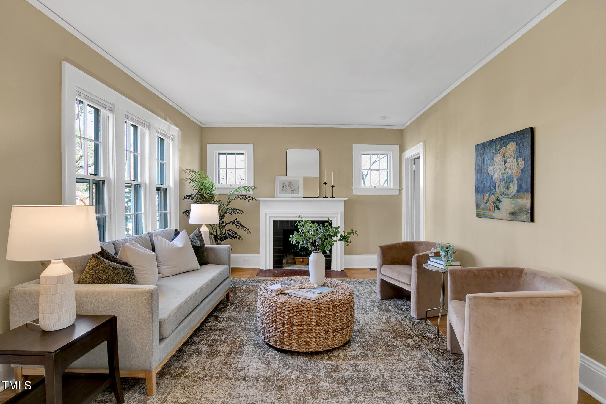 2401 Englewood Avenue Property Photo