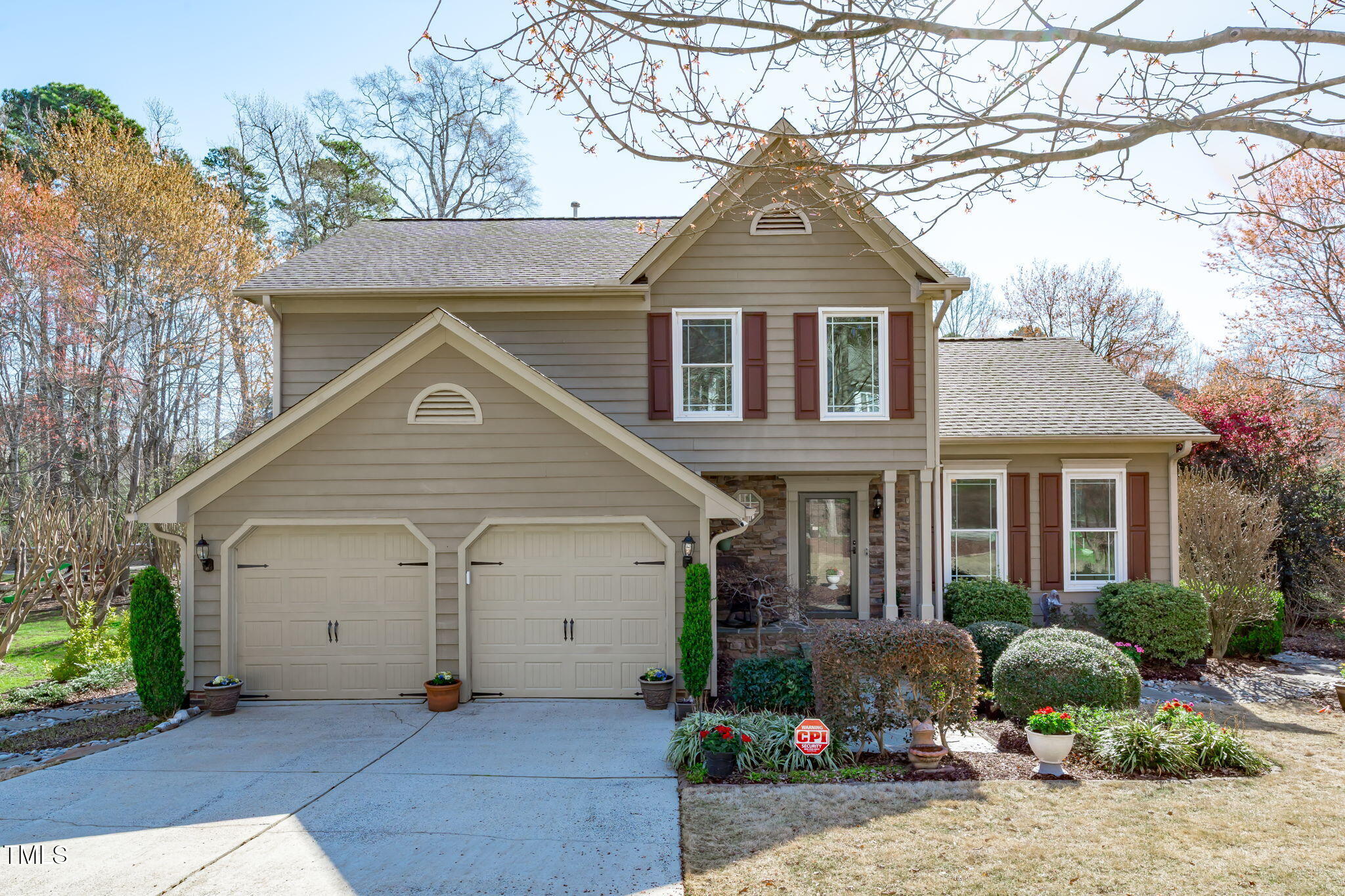109 Covington Square Drive Property Photo