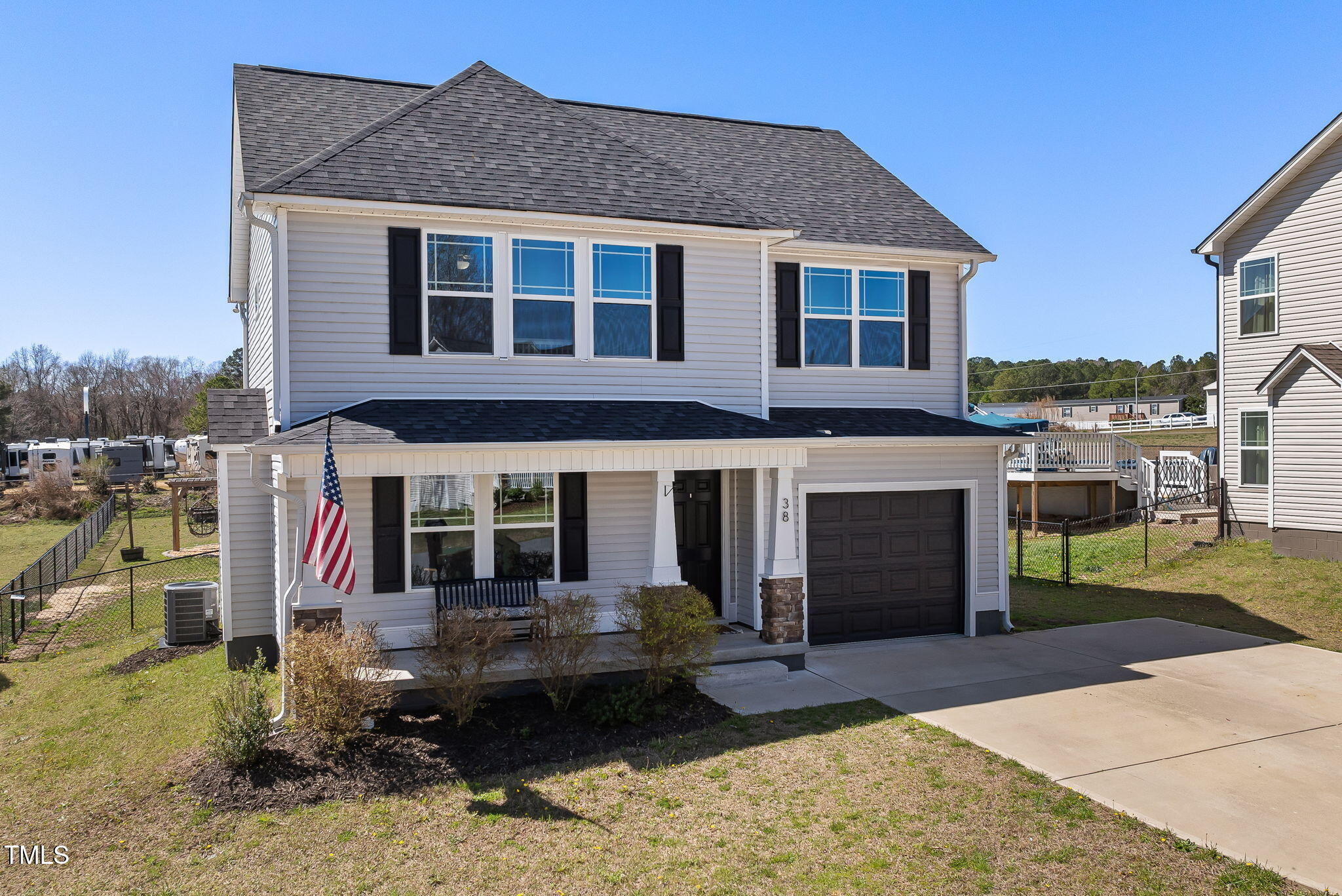 38 Winter Red Way Property Photo 3