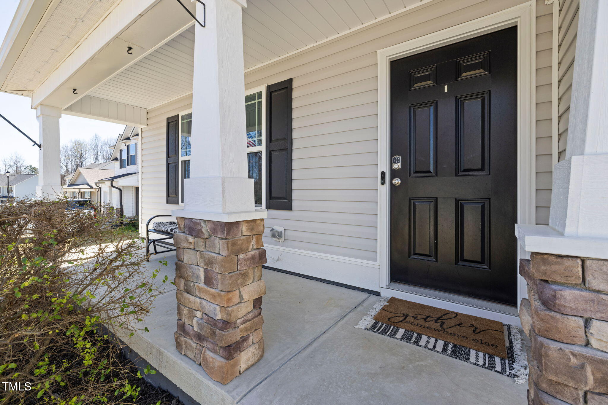 38 Winter Red Way Property Photo 4
