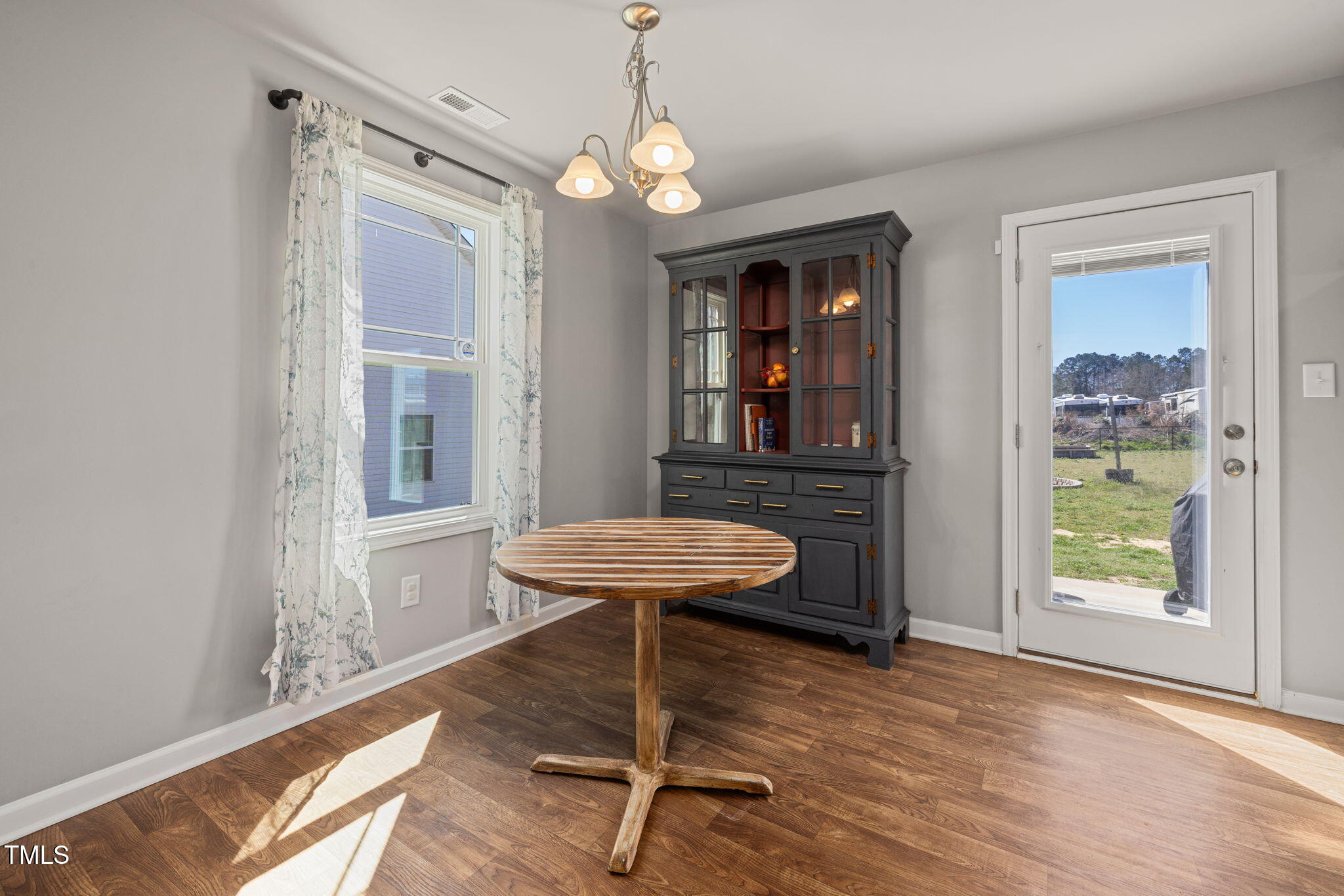 38 Winter Red Way Property Photo 14