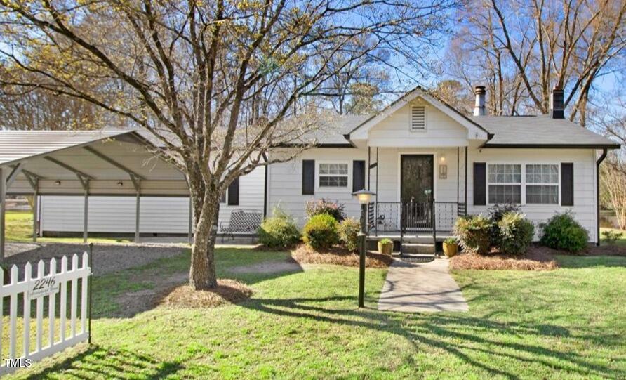 2246 Arrowhead Road Property Photo