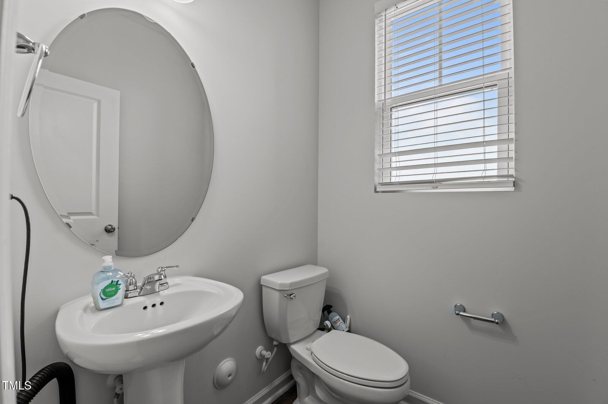 6351 Perry Creek Road Property Photo 11