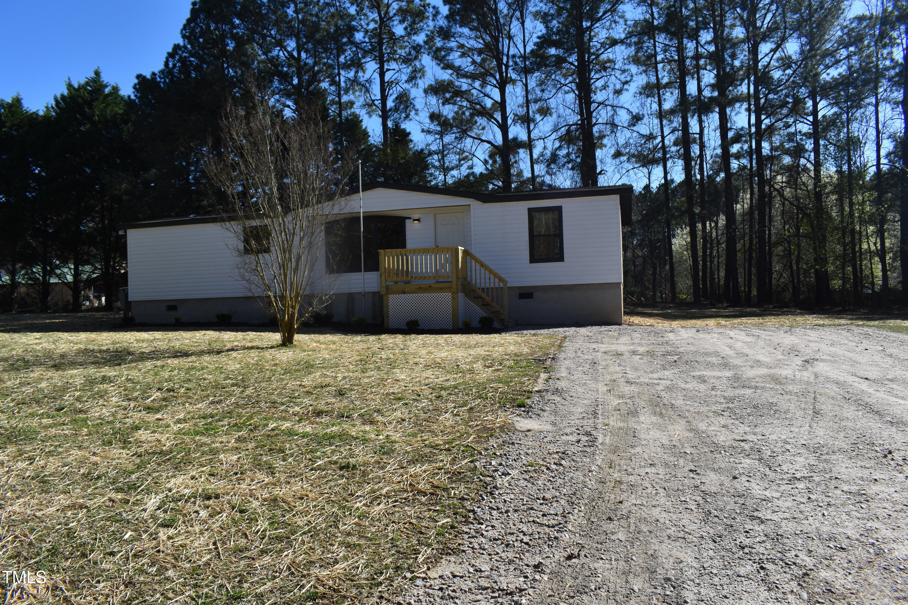 70 Waynes Lane Property Photo