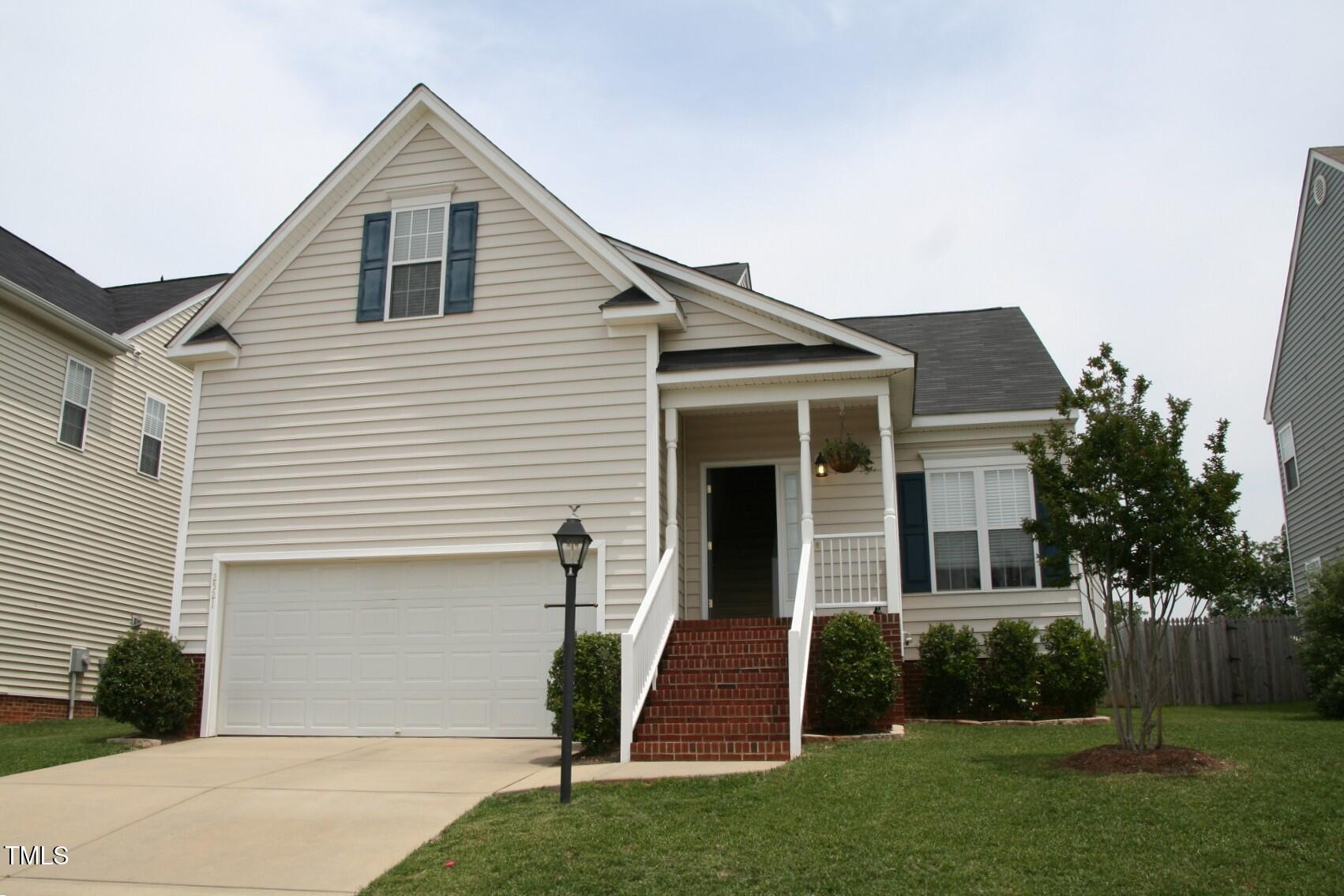 2521 Trailwood Hills Drive Property Photo