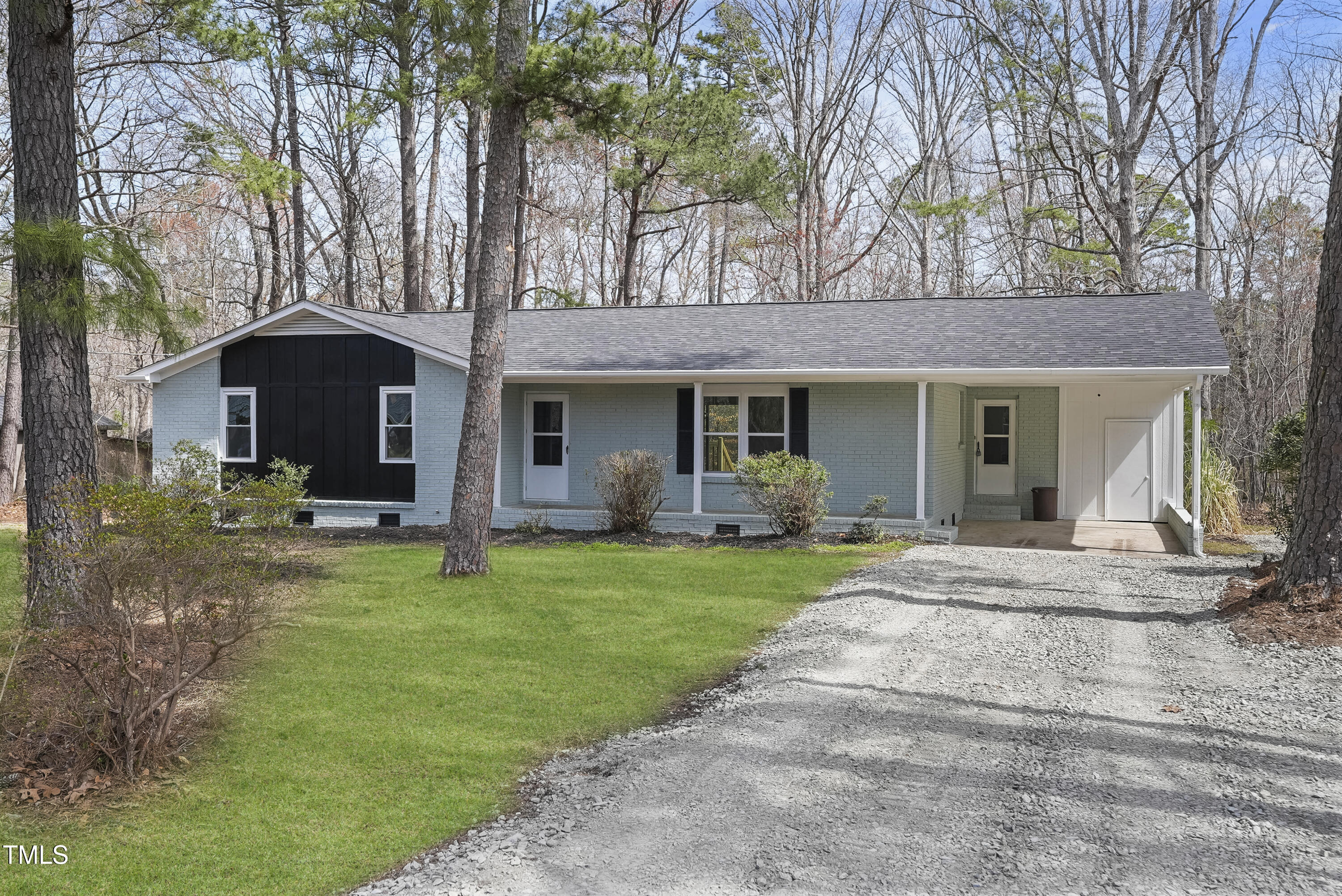 2312 Valley Road Property Photo