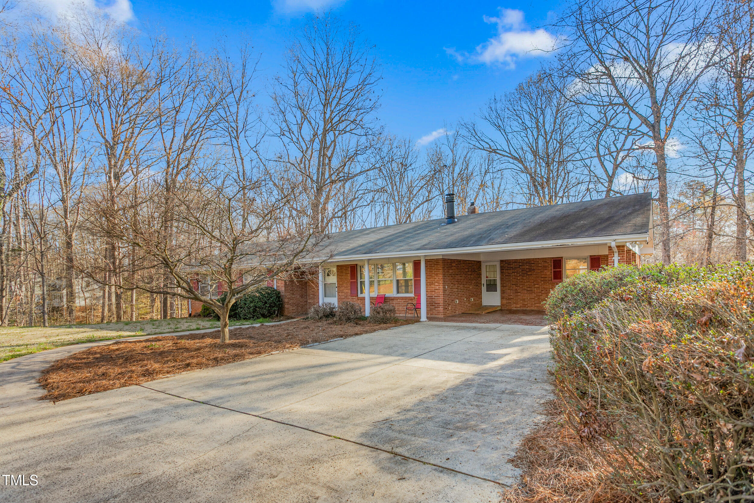 501 Orange High School Road Property Photo 2