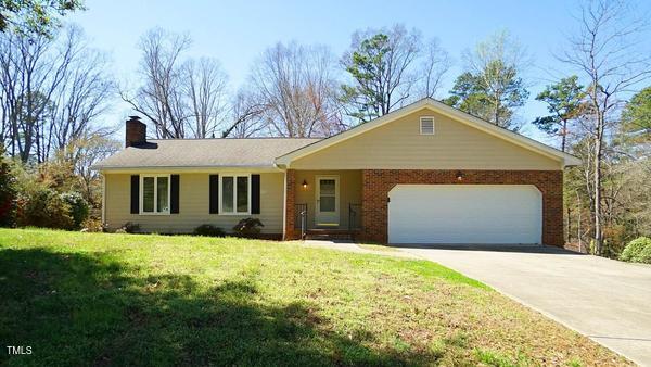 134 Castlewood Drive Property Photo 1