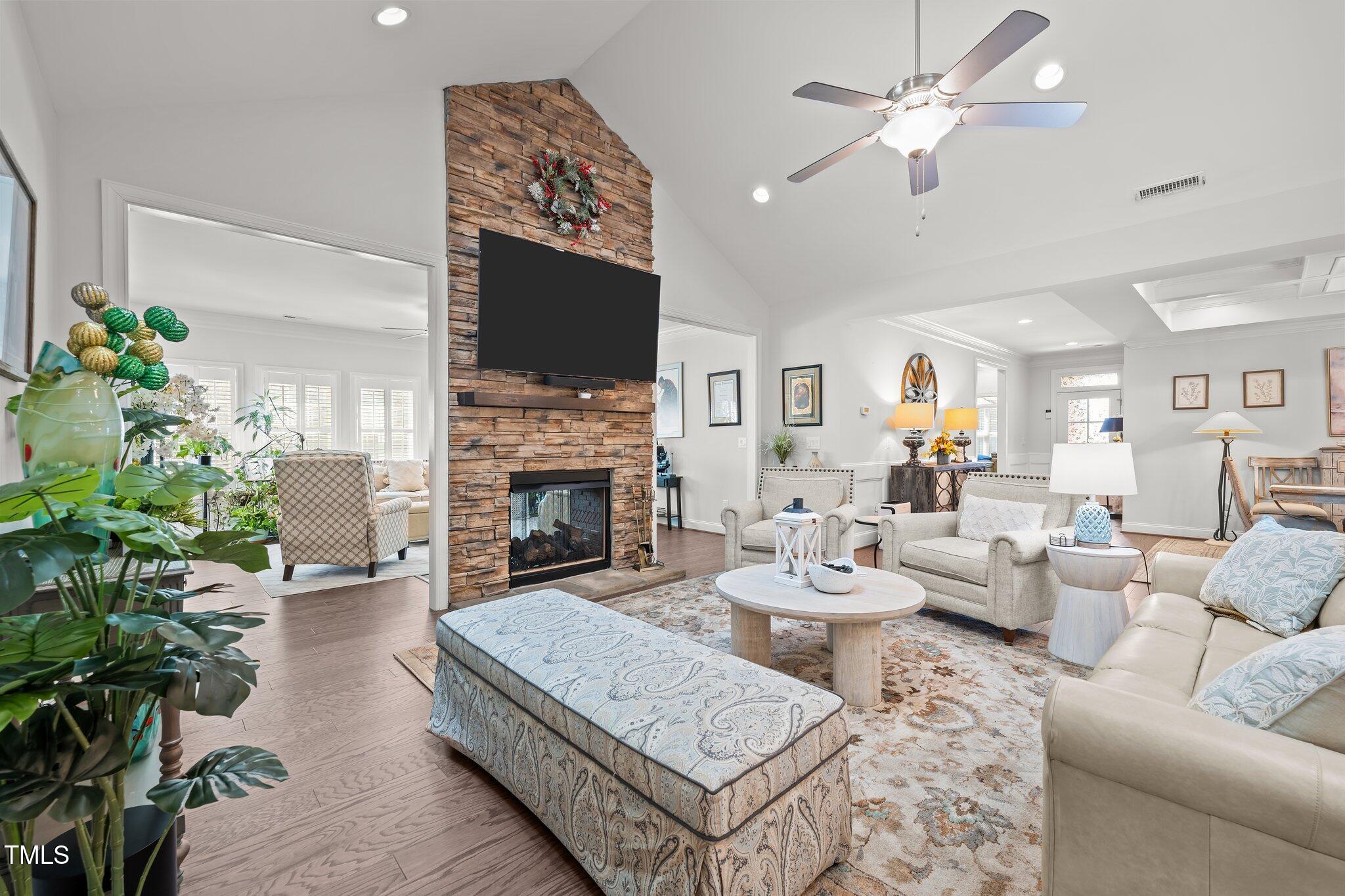 310 Macallan Property Photo 1