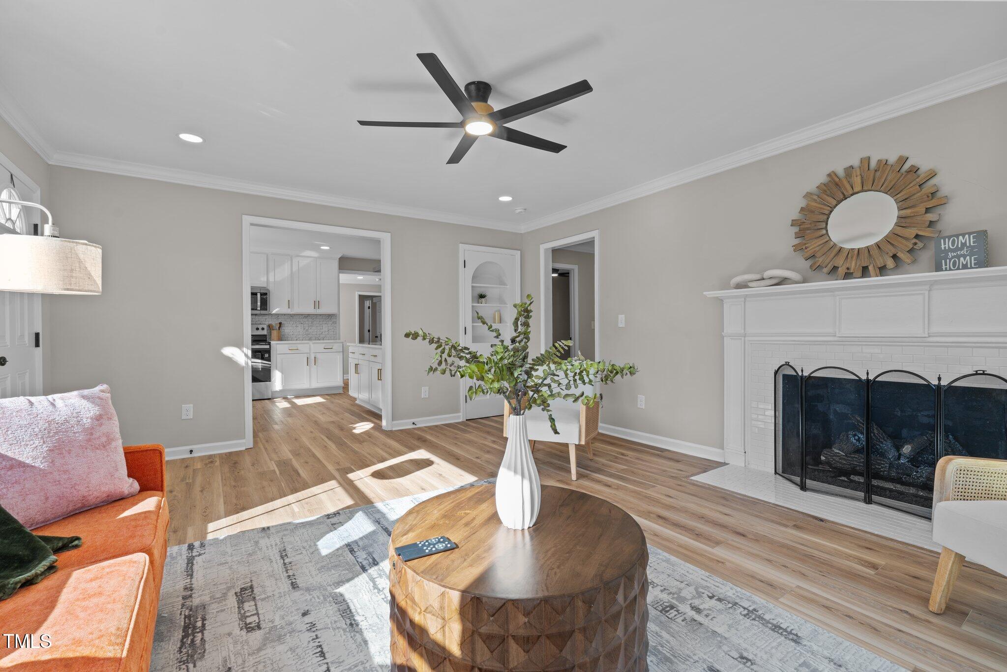 518 W Chisholm Street Property Photo