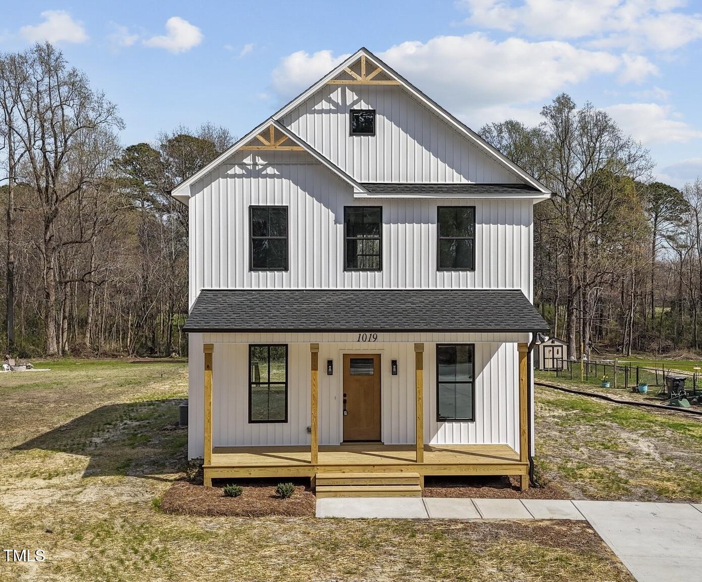 1019 Thompson Road Property Photo