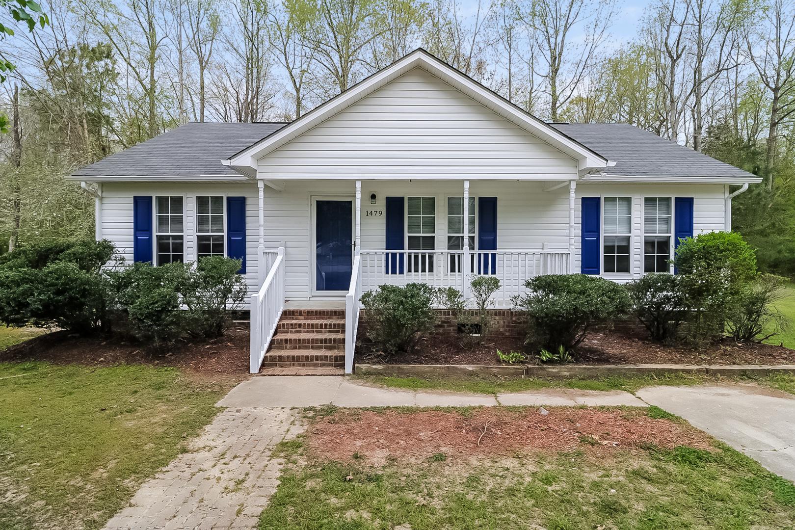 1479 Smokey Mountain Drive Property Photo