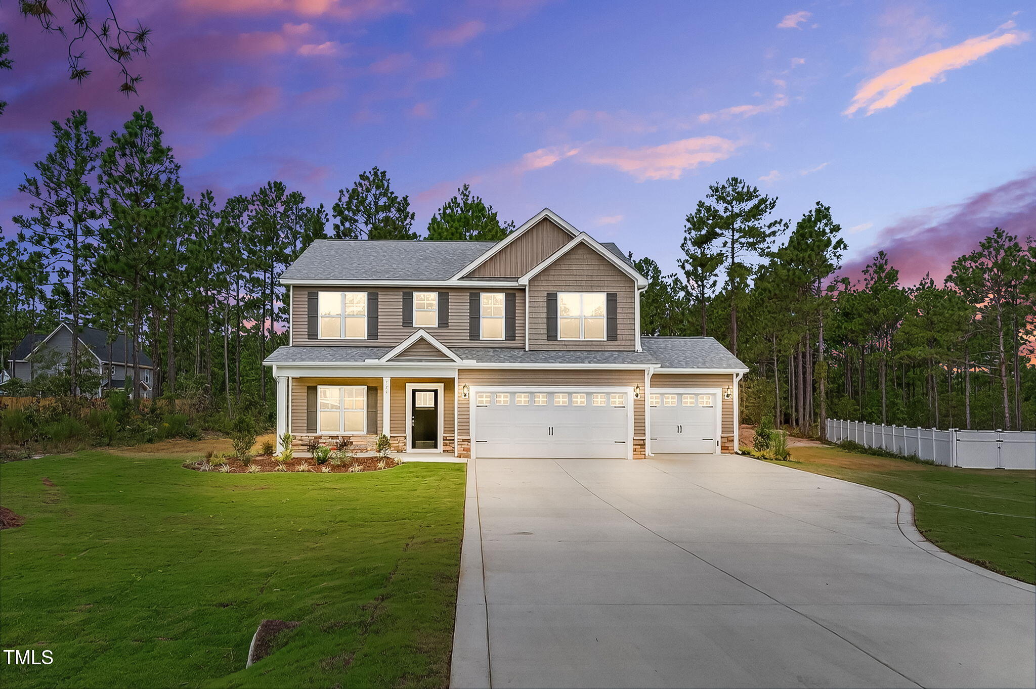 728 Rhum Drive Property Photo 1