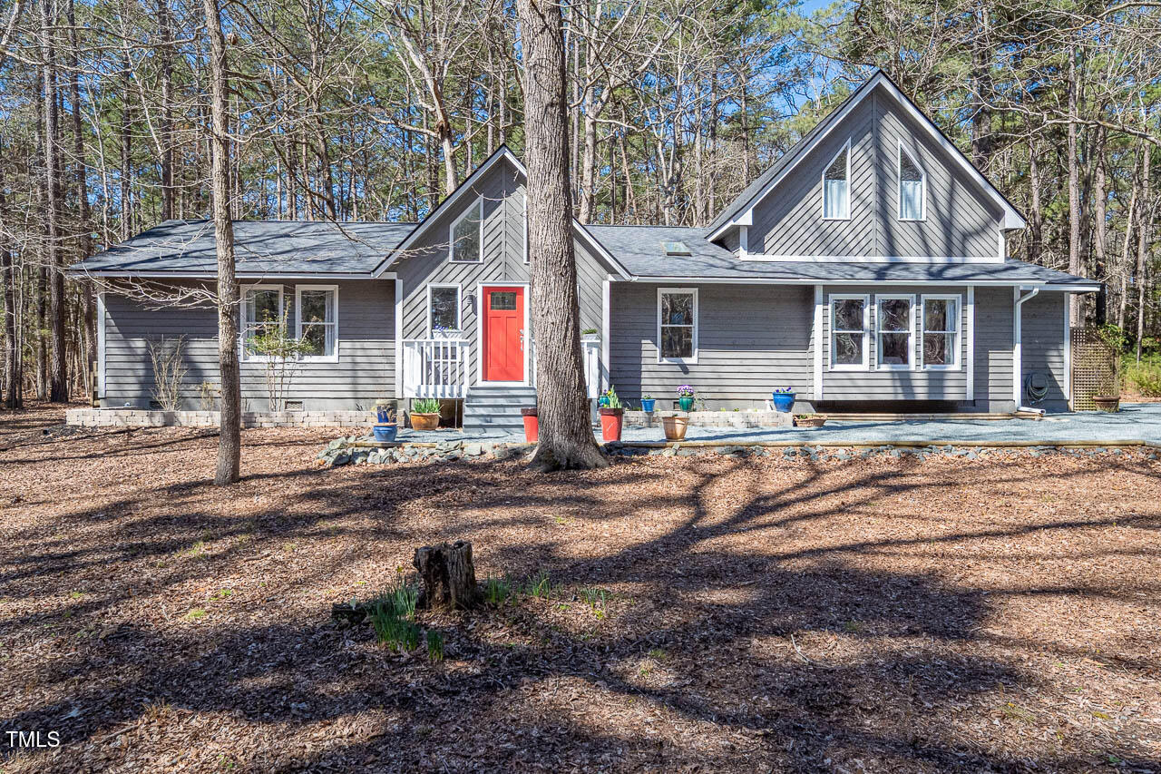 9501 Coachway Property Photo