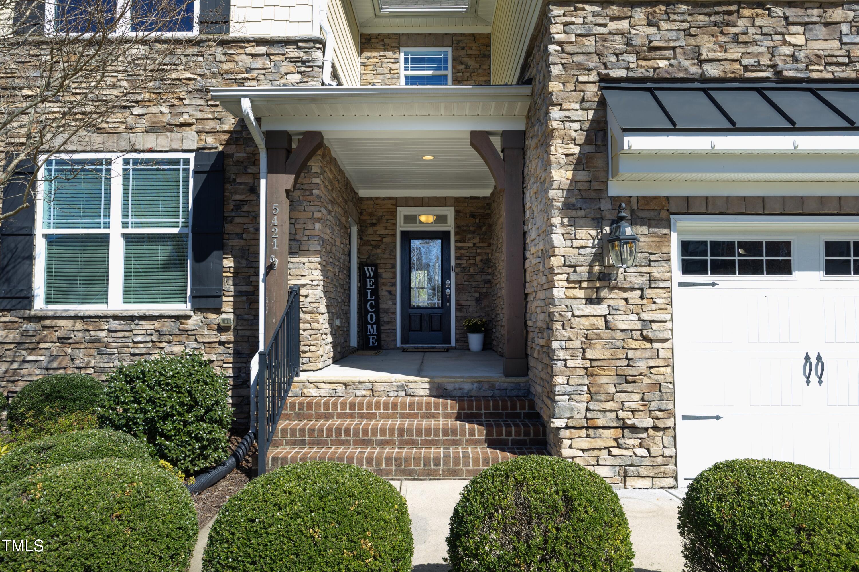 5421 Downton Grove Court Property Photo