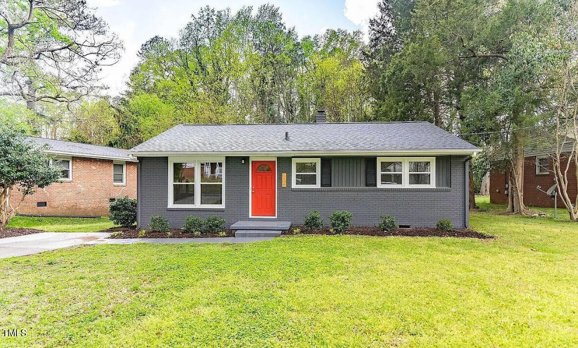 904 Friar Tuck Road Property Photo