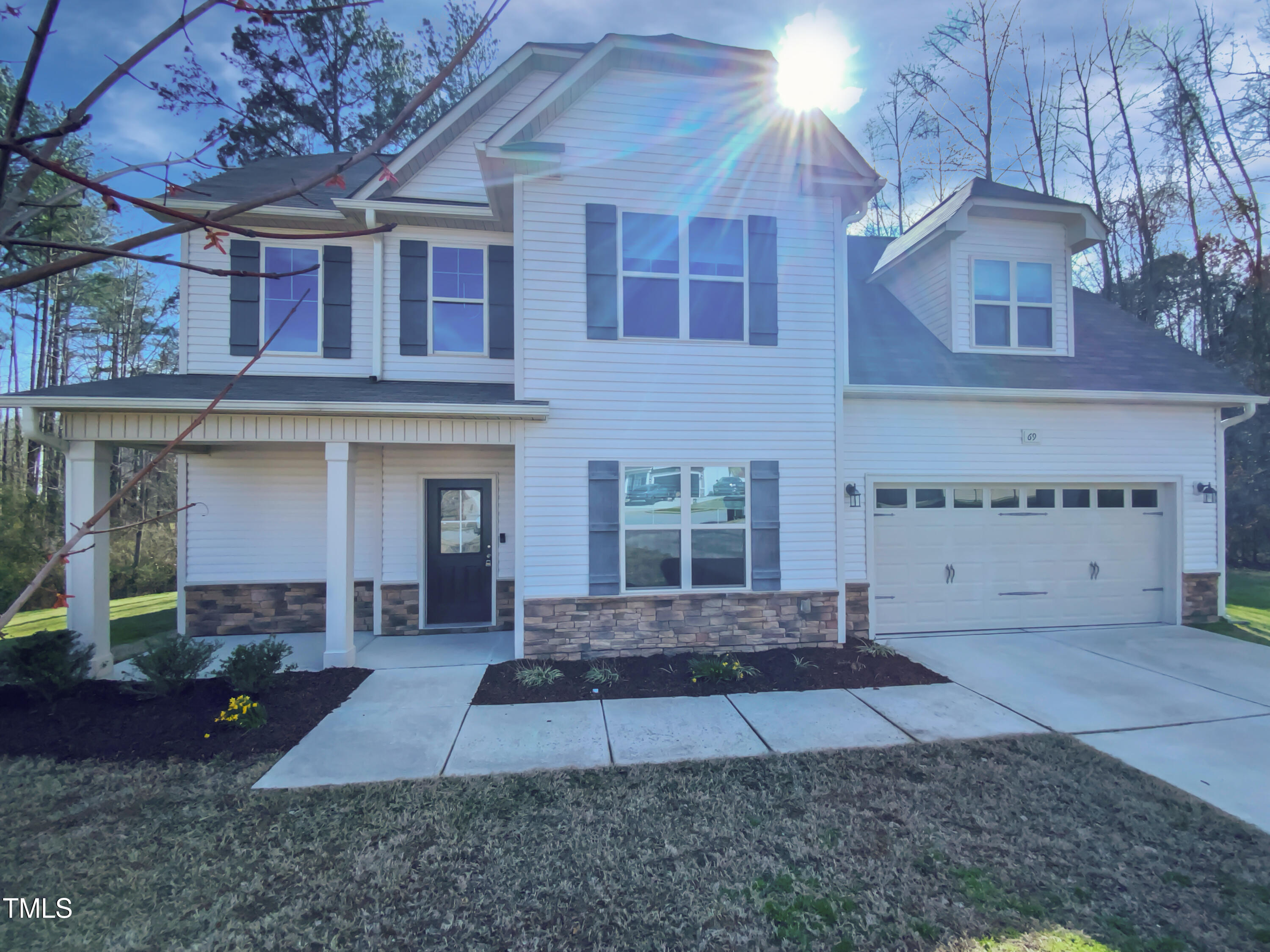 69 Azul Drive Property Photo