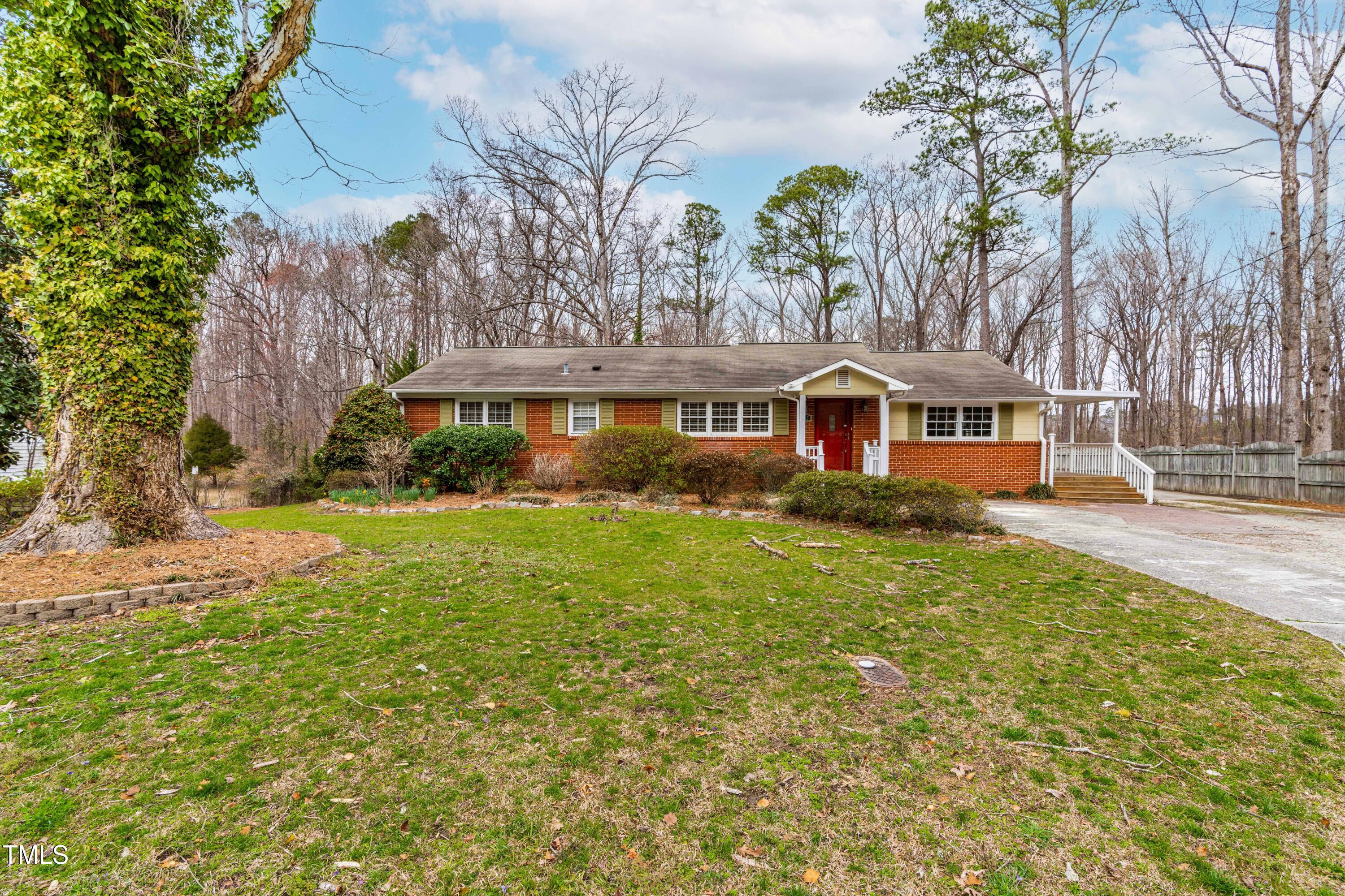 3617 Cranston Road Property Photo