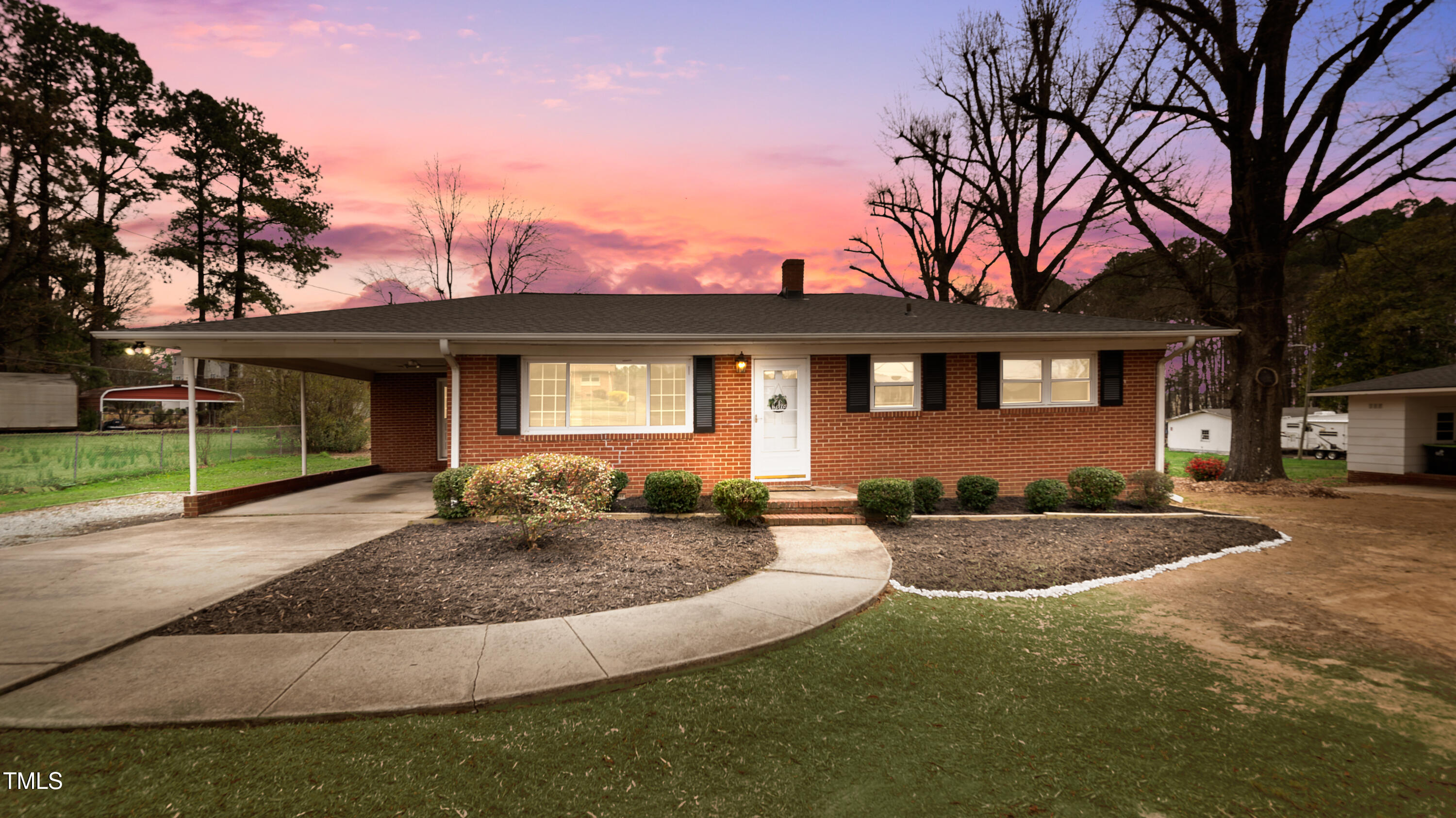 3908 Cash Road Property Photo