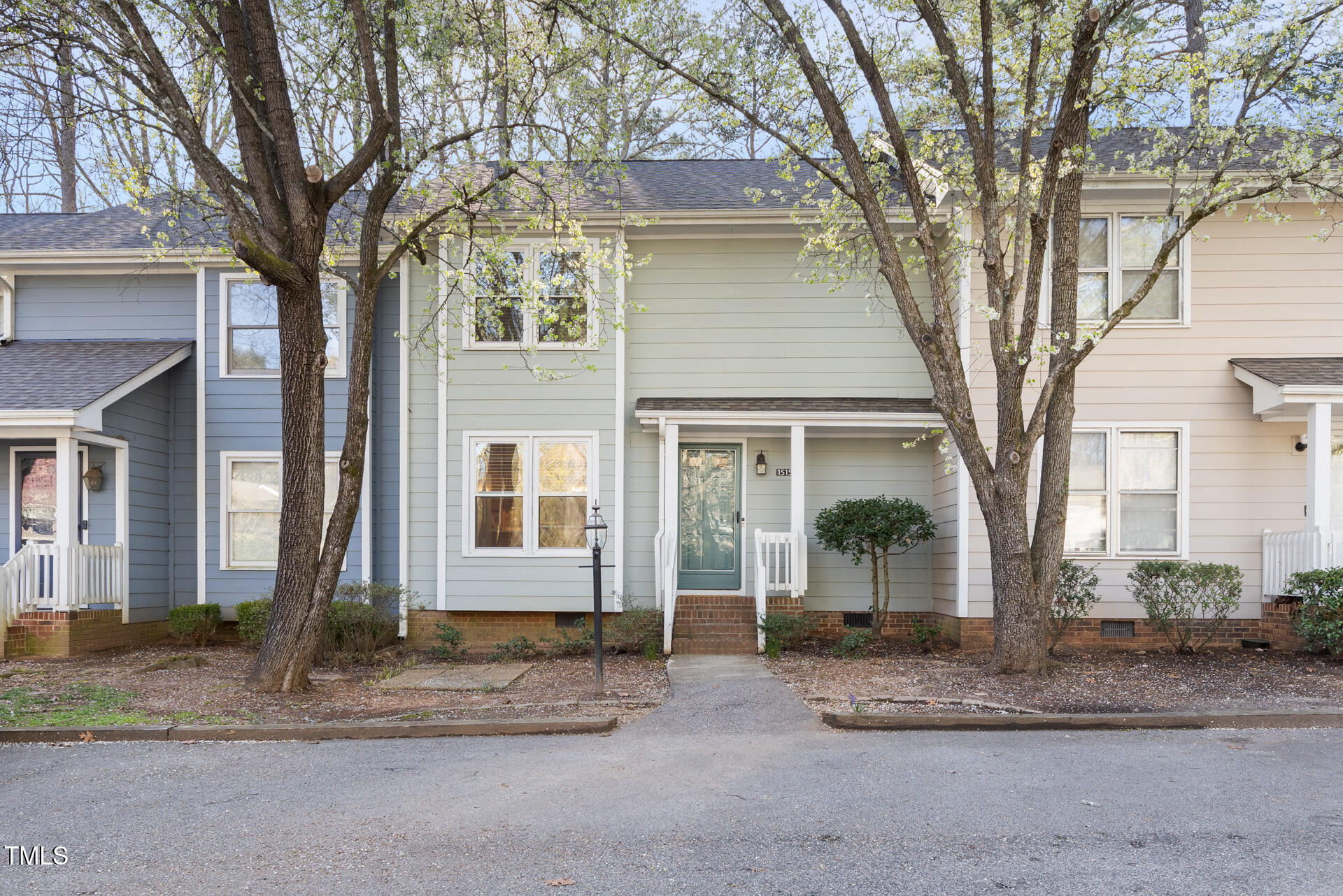 1515 Edgeside Court Property Photo