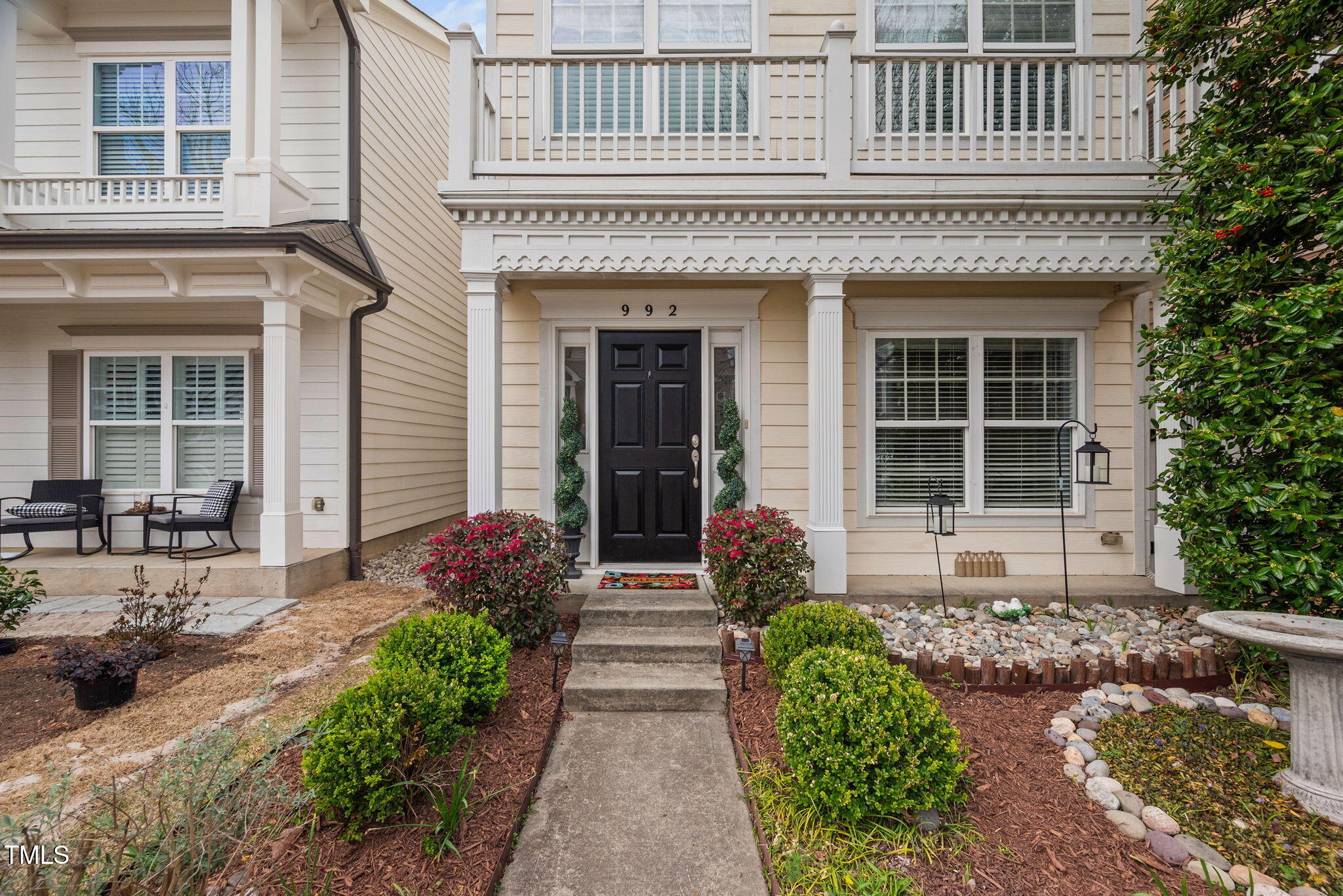 992 Ambergate Property Photo
