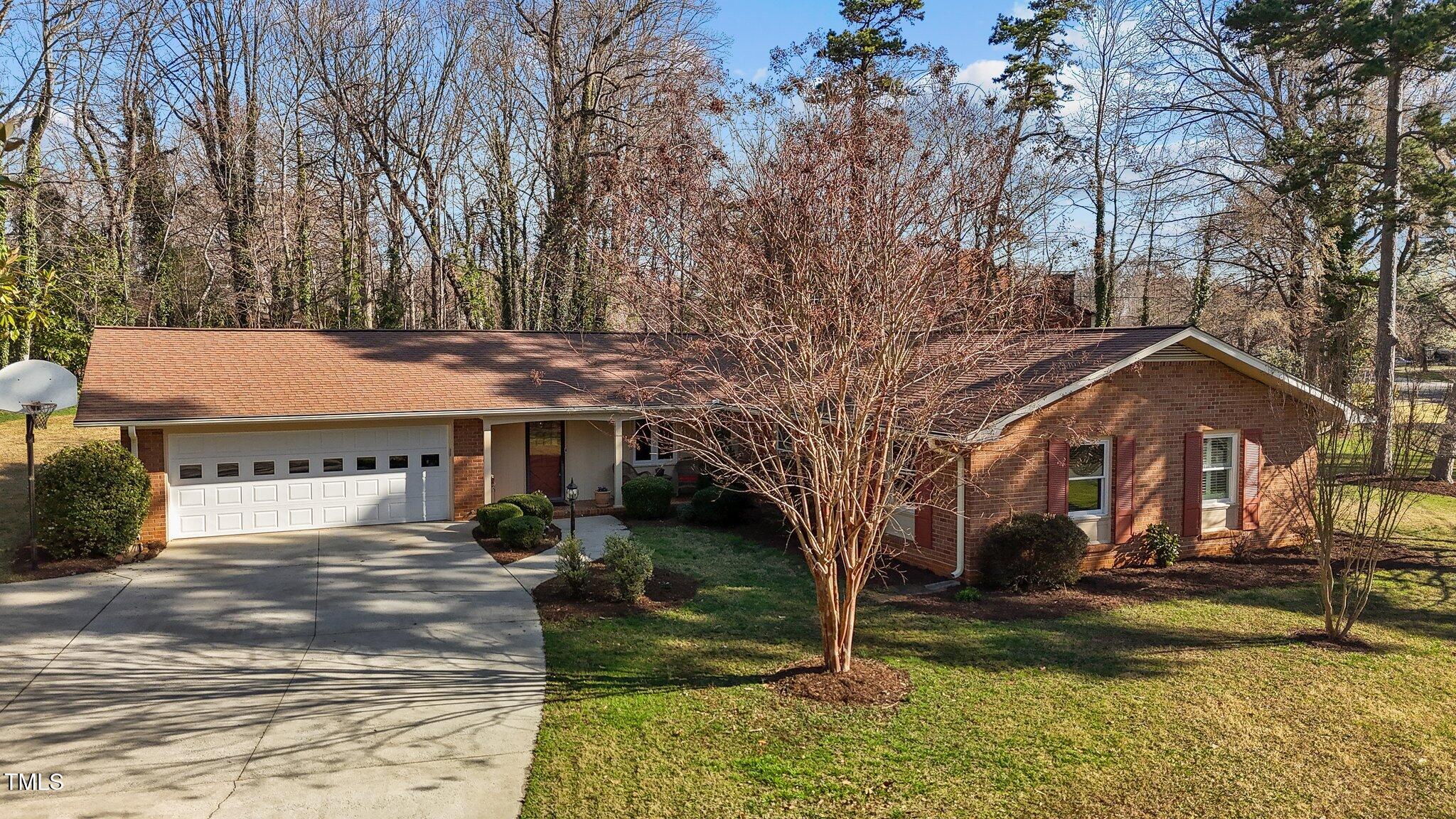 3001 Blanche Drive Property Photo