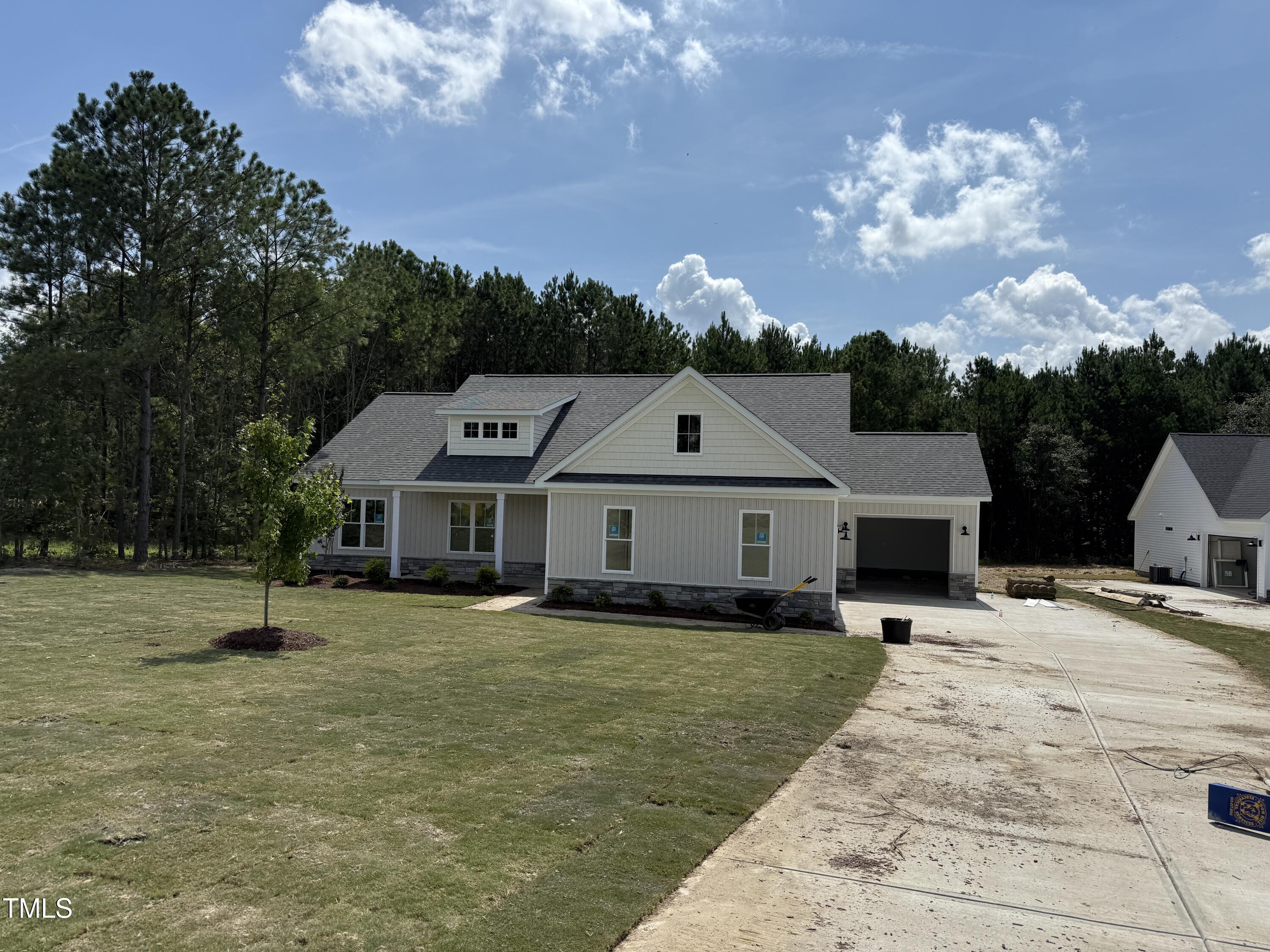 608 Tuscany Circle Property Photo 1