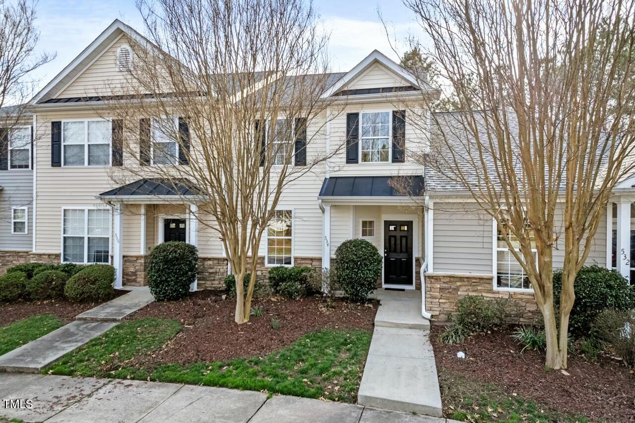 534 Auburn Square Drive Property Photo