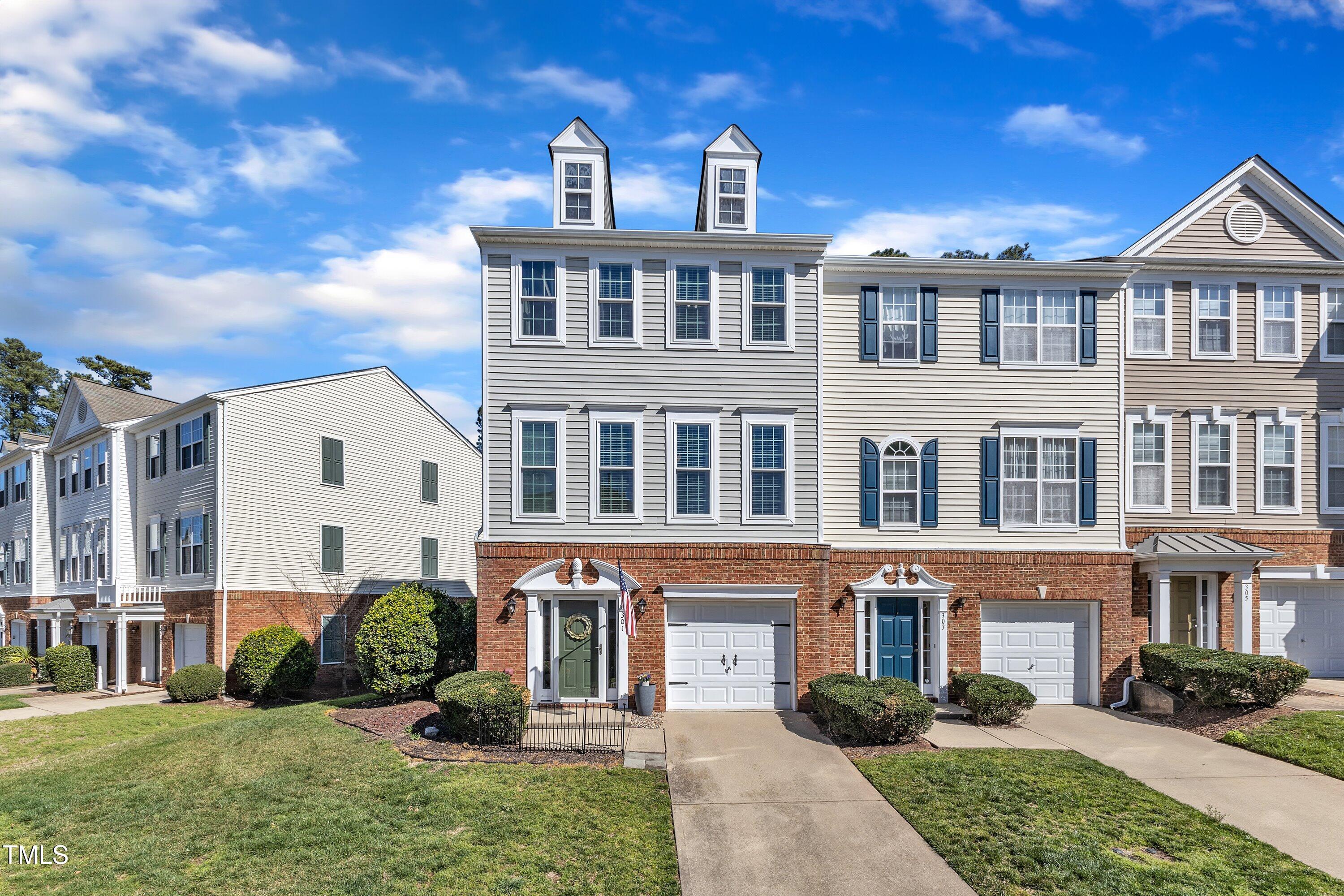 301 Coral Creek Lane Property Photo
